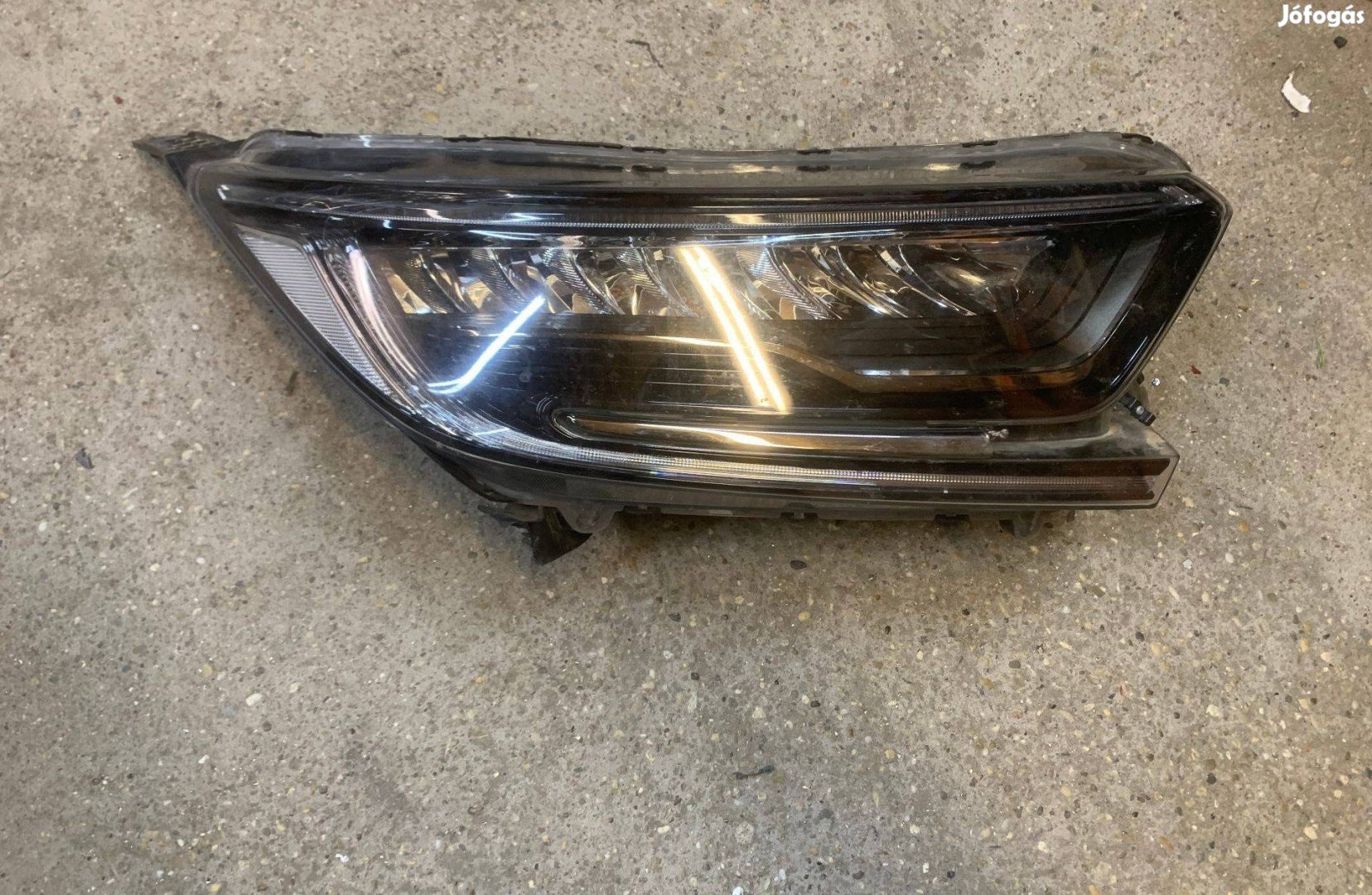 Honda CR-V fényszóró jobbos