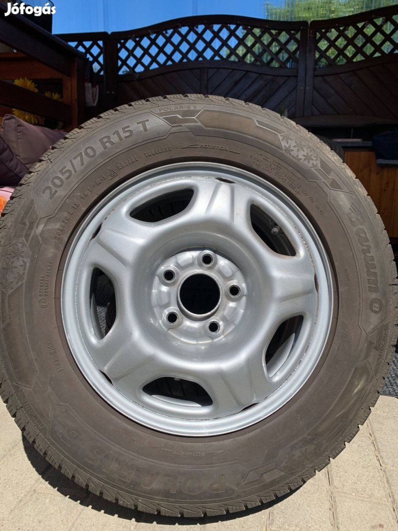 Honda CR-V téligumi garnitúra 205/70R15