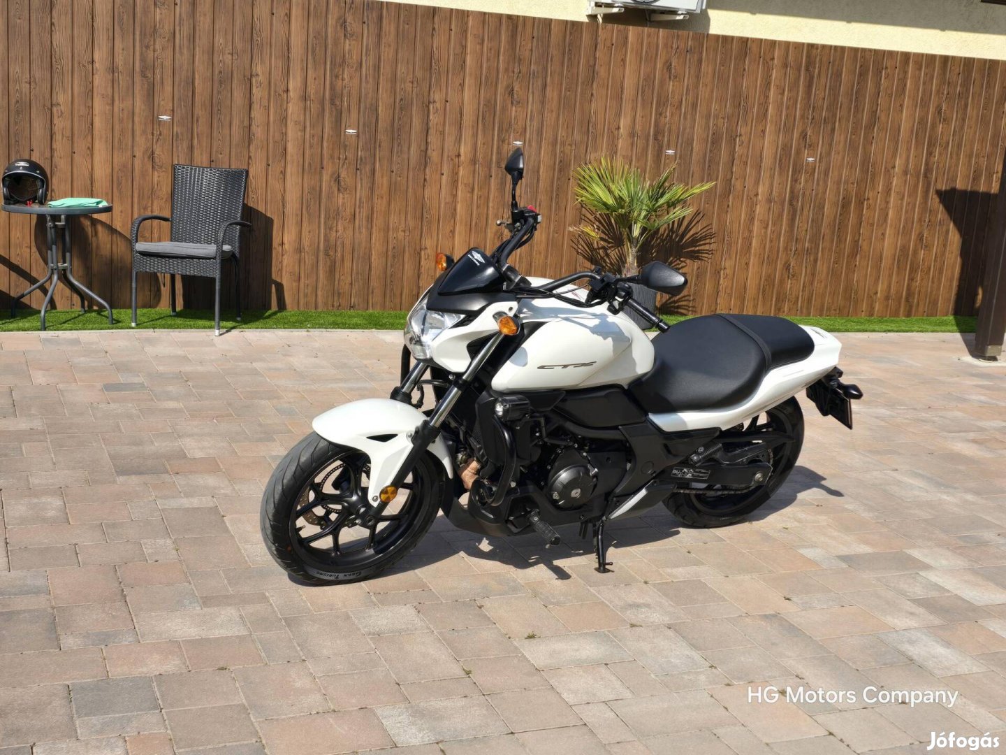 Honda CTX 700 N A2 vel vezethető. automata. ext...