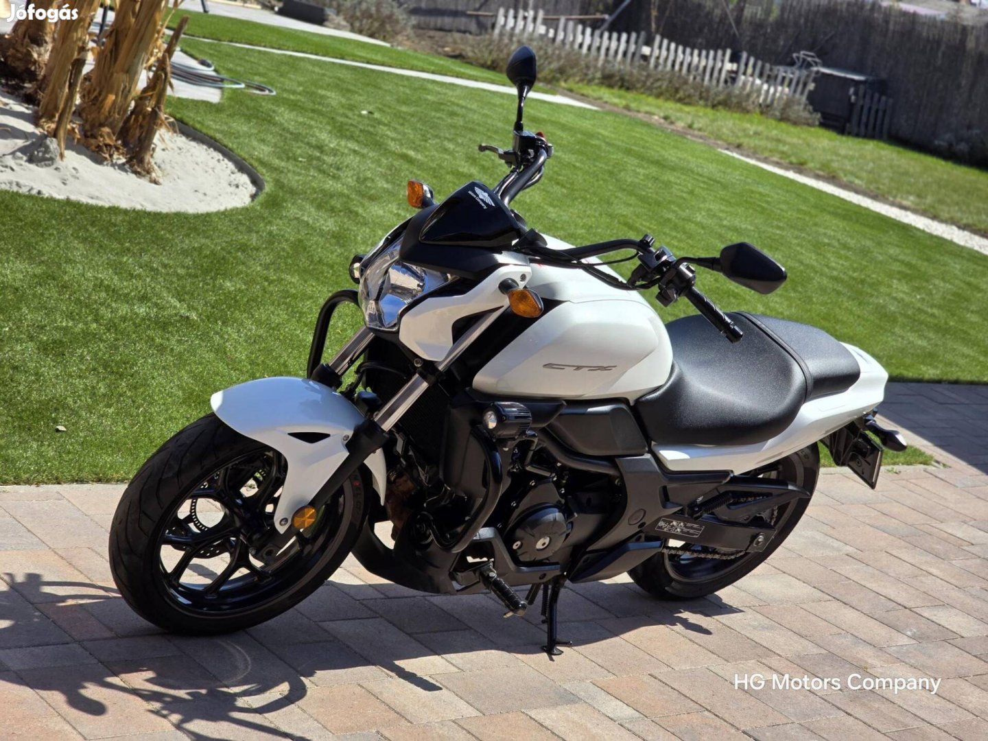 Honda CTX 700 N A2 vel vezethető. automata. ext...
