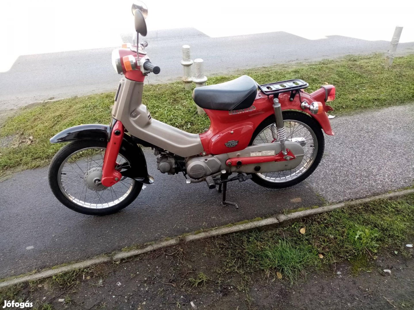 Honda C 50 4t karbis