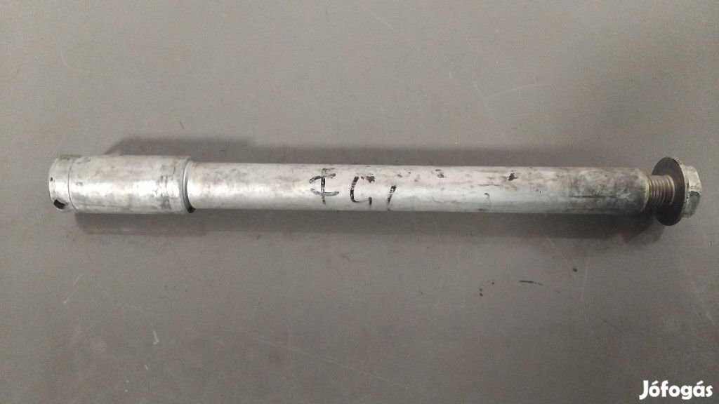 Honda Cbr 600 F4i - Tengely