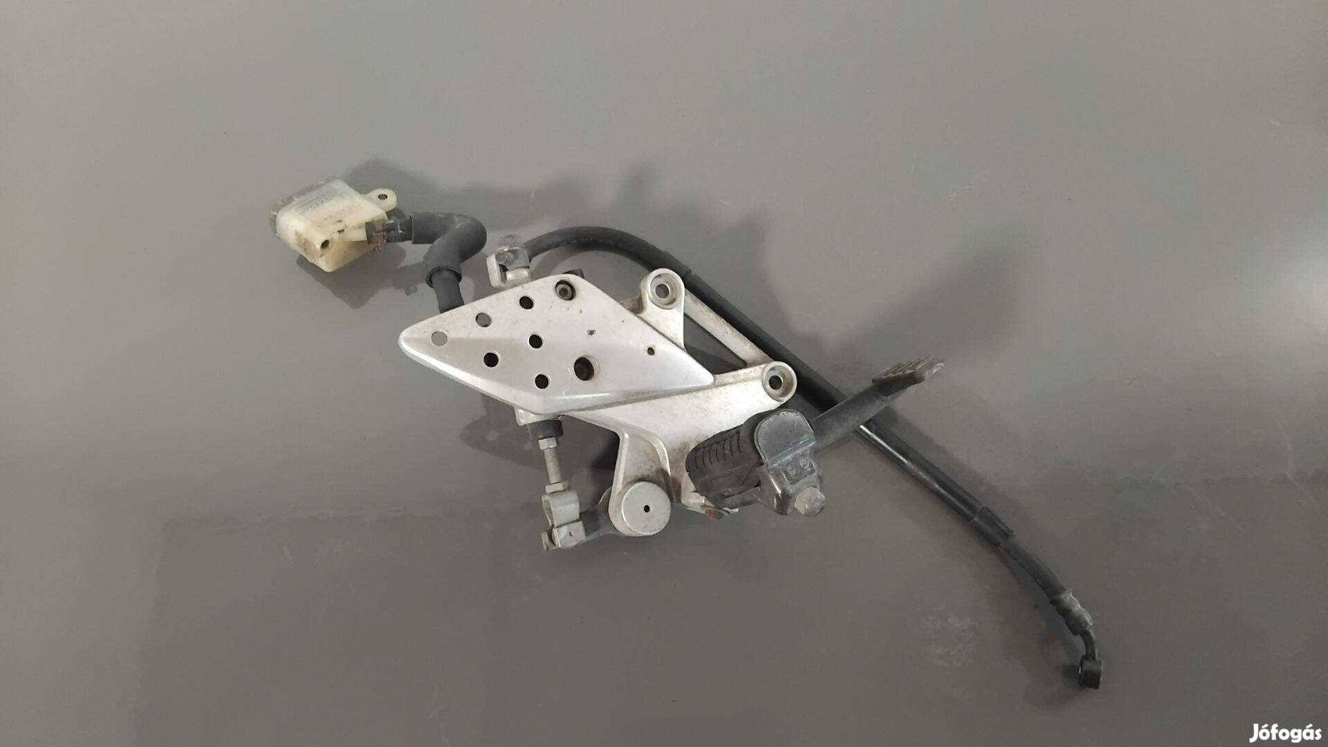 Honda Cbr 600 F '87 Jobb oldali lábtartó konzol, fékkar