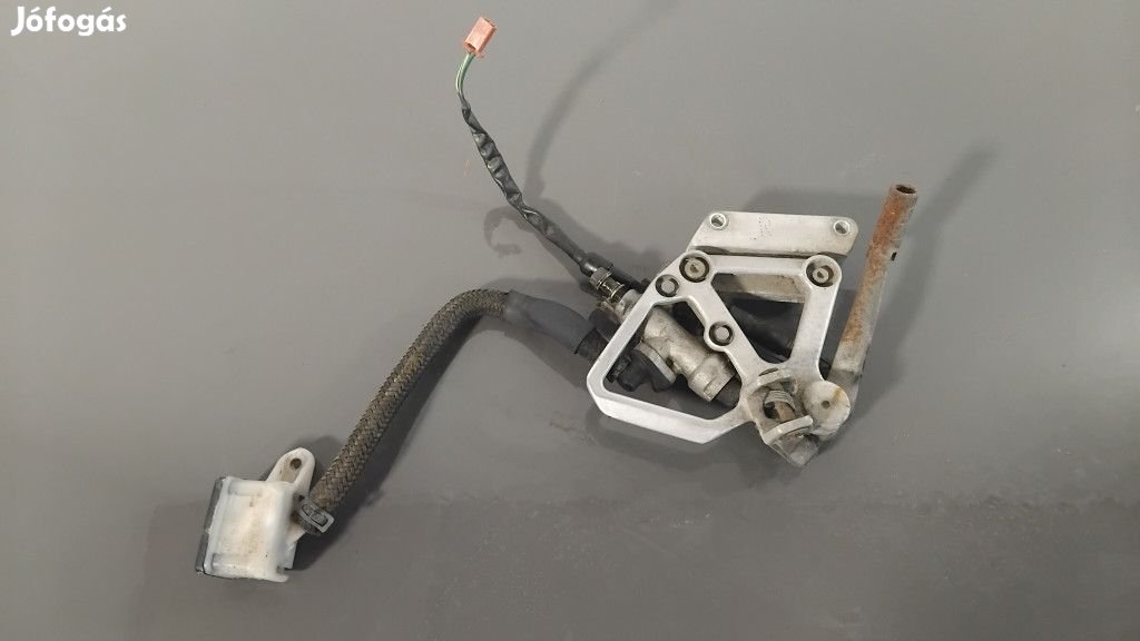 Honda Cbr 600 F '87 Jobb oldali lábtartó konzol, fékkarral, fékmunkah