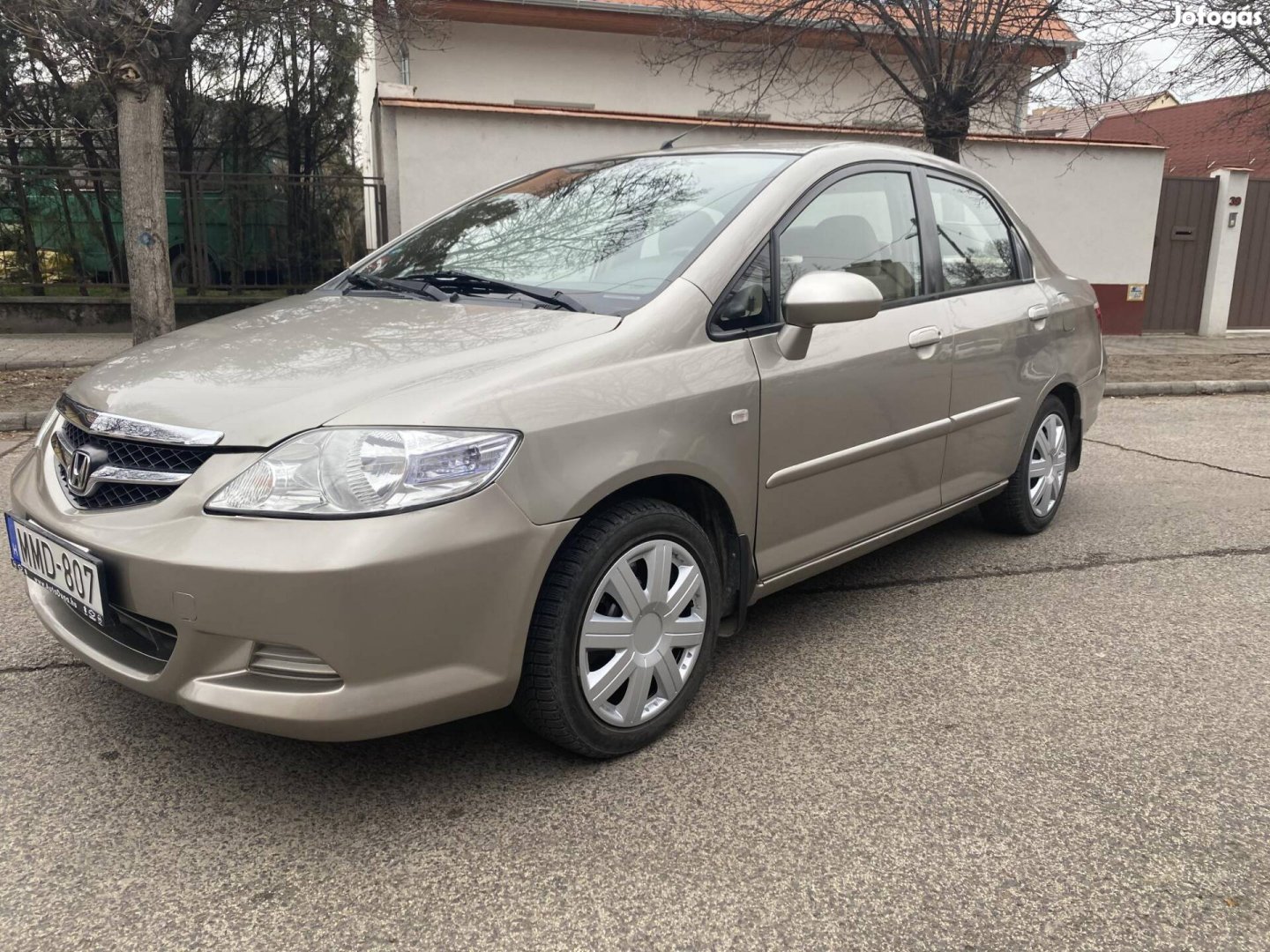 Honda City 1.4 LS Klíma