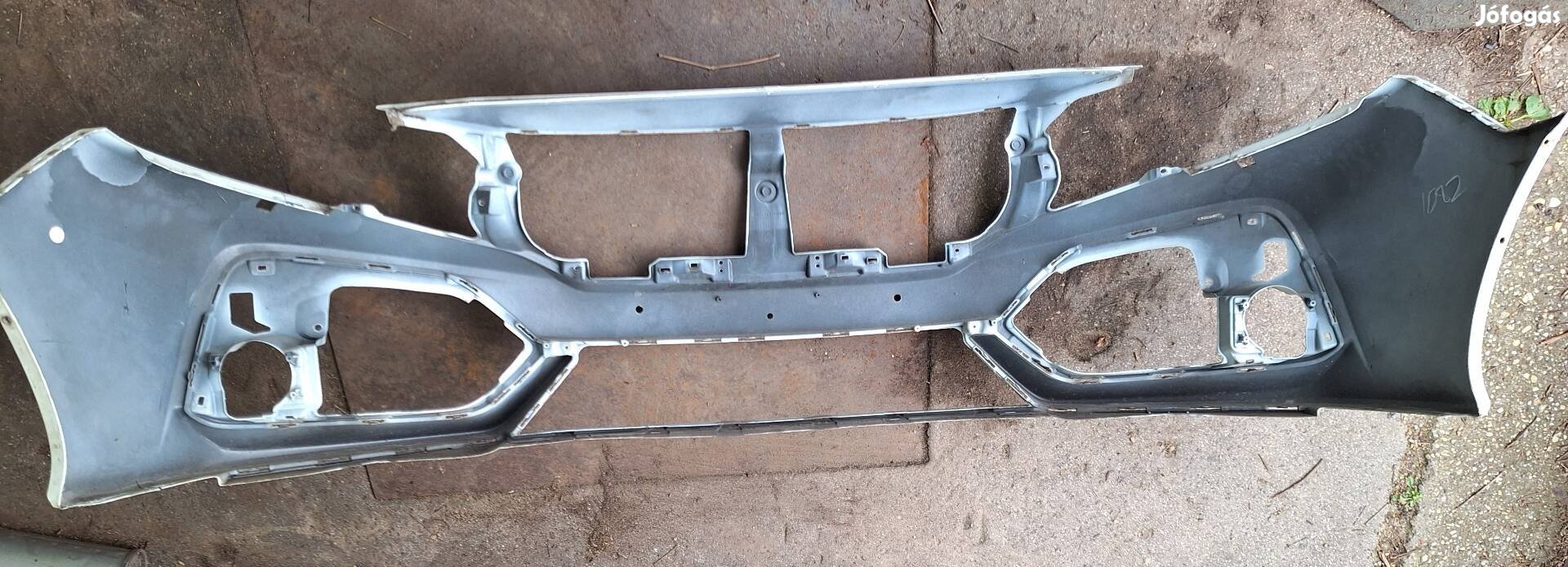 Honda Civic 10. generáció első lökhárító 