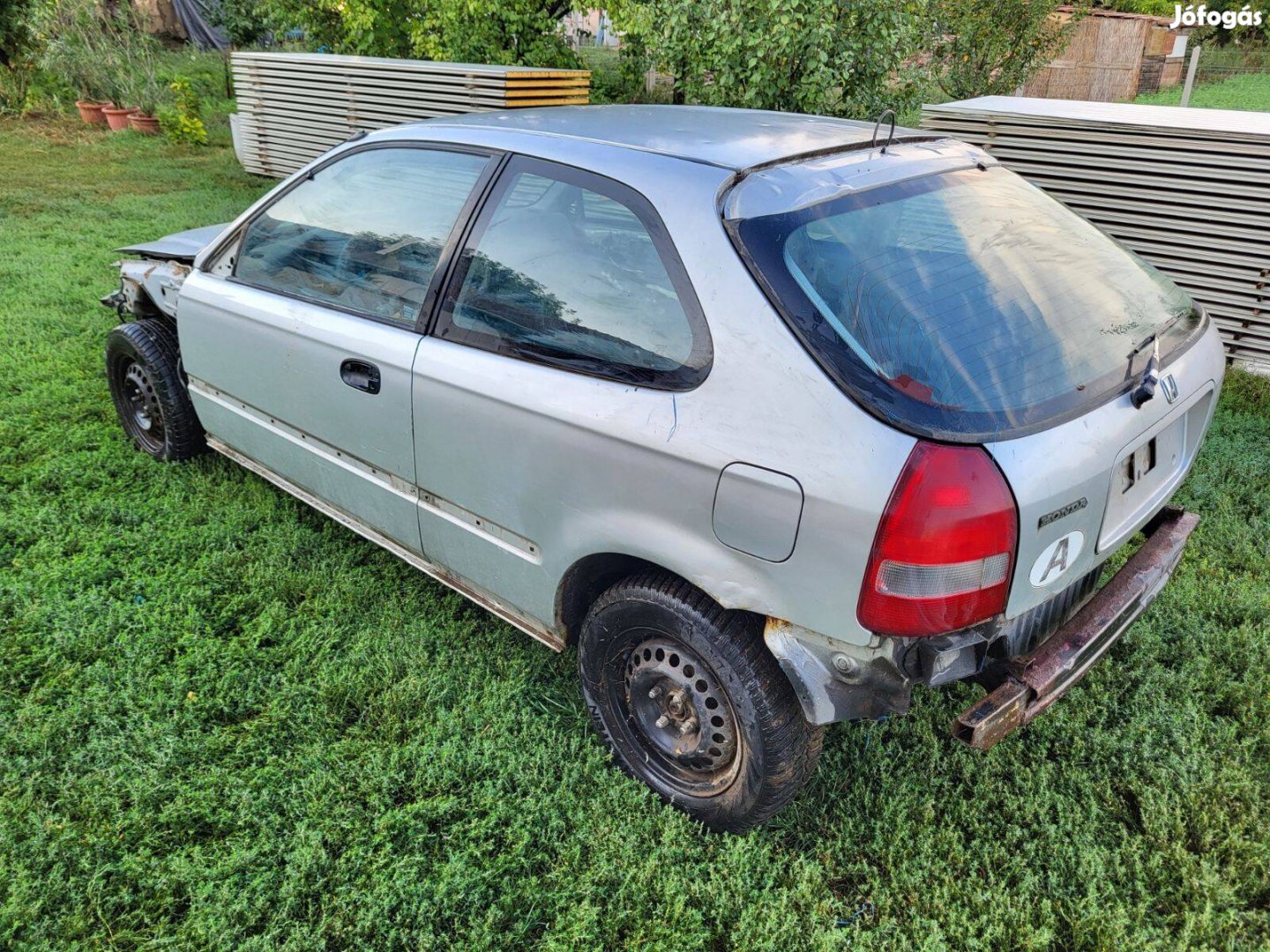 Honda Civic 1999 FL bontás, bontódik