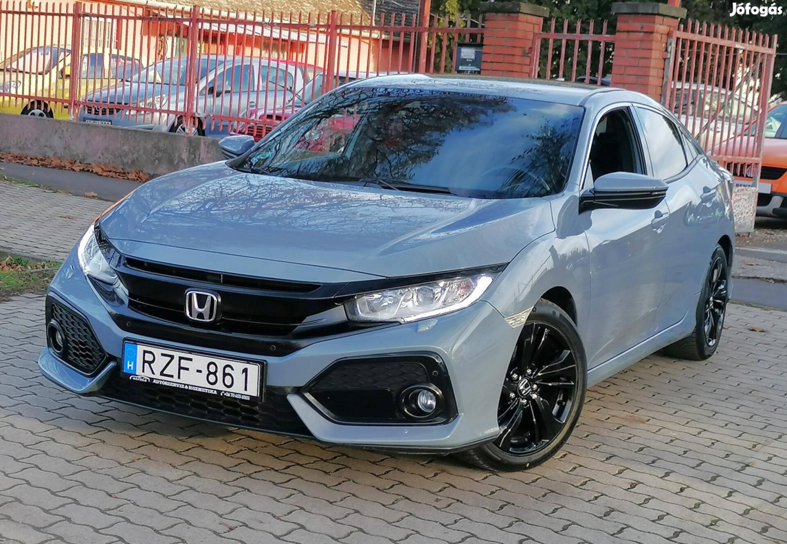 Honda Civic 1.0 T Elegance Navi Led!!!! Klíma.-...