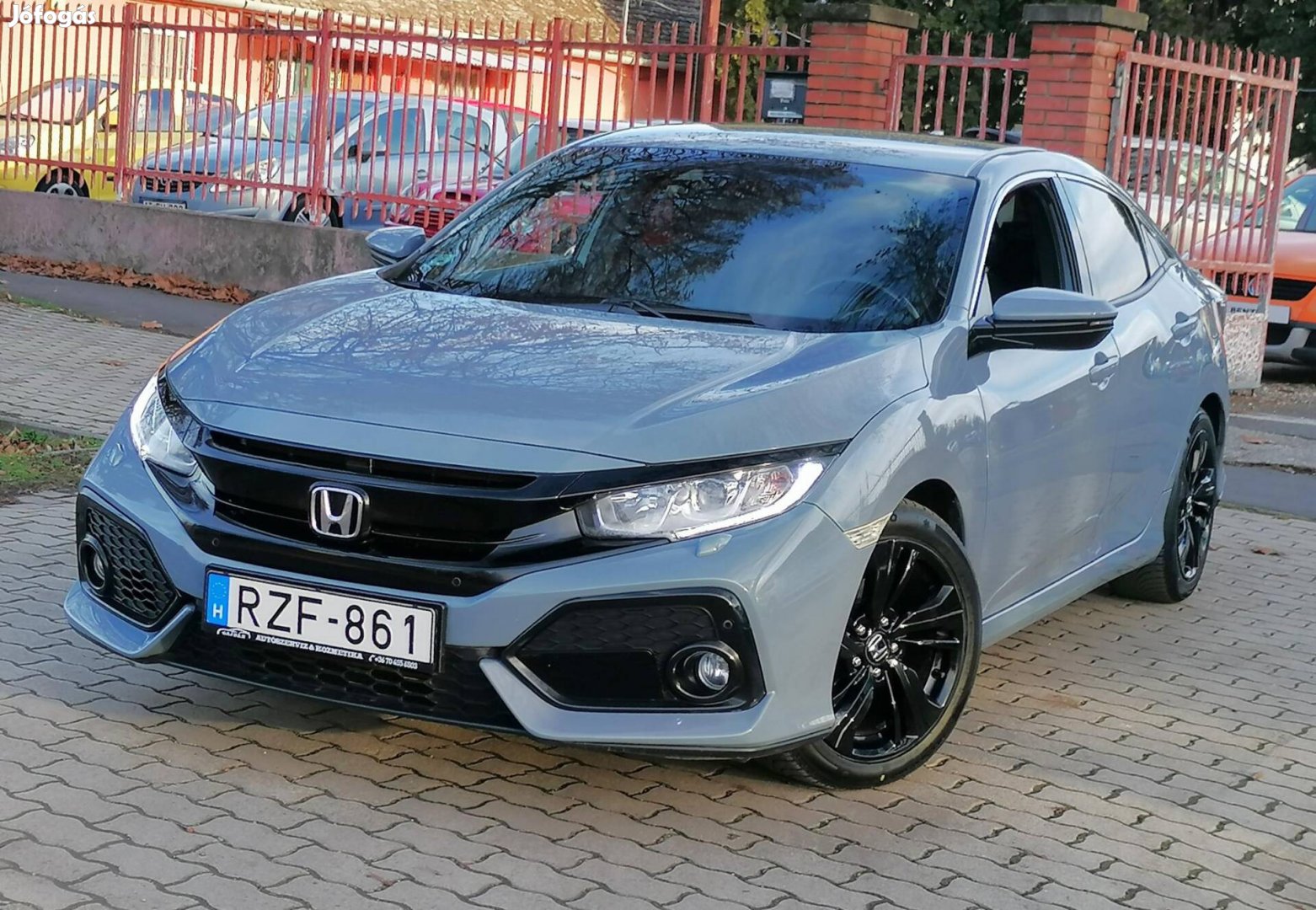 Honda Civic 1.0 T Elegance Navi Led!!!! Klíma.-...