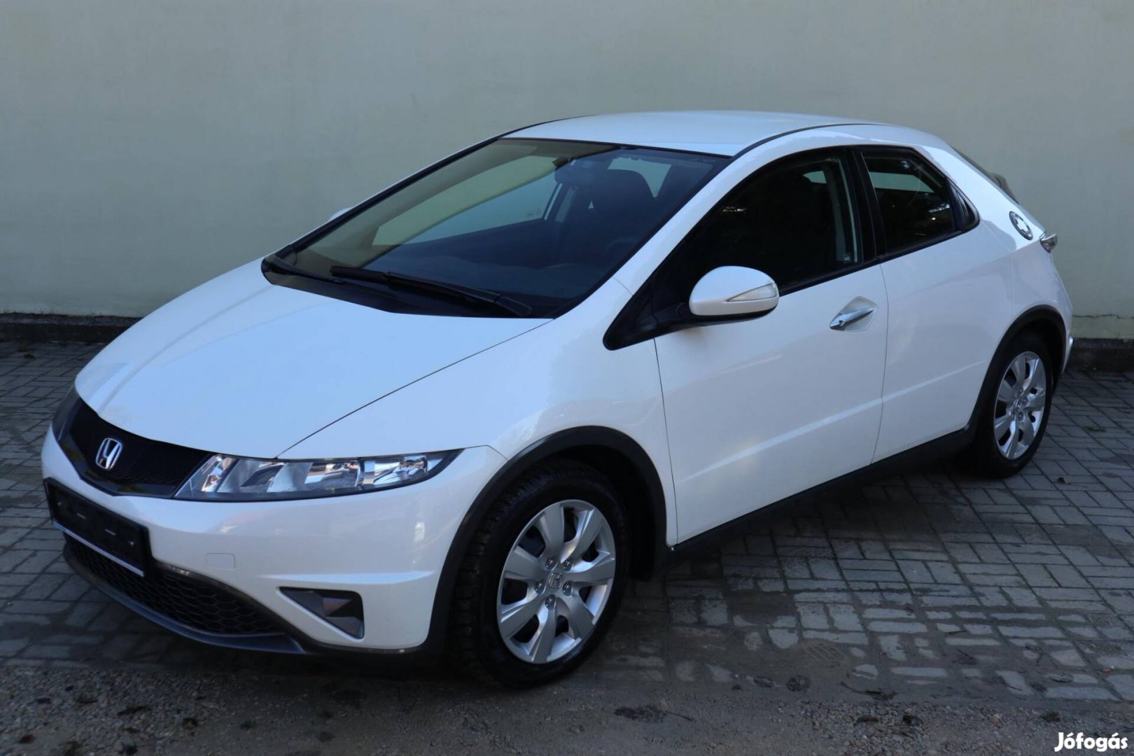 Honda Civic 1.4 Comfort 27.922km - vezetett sze...