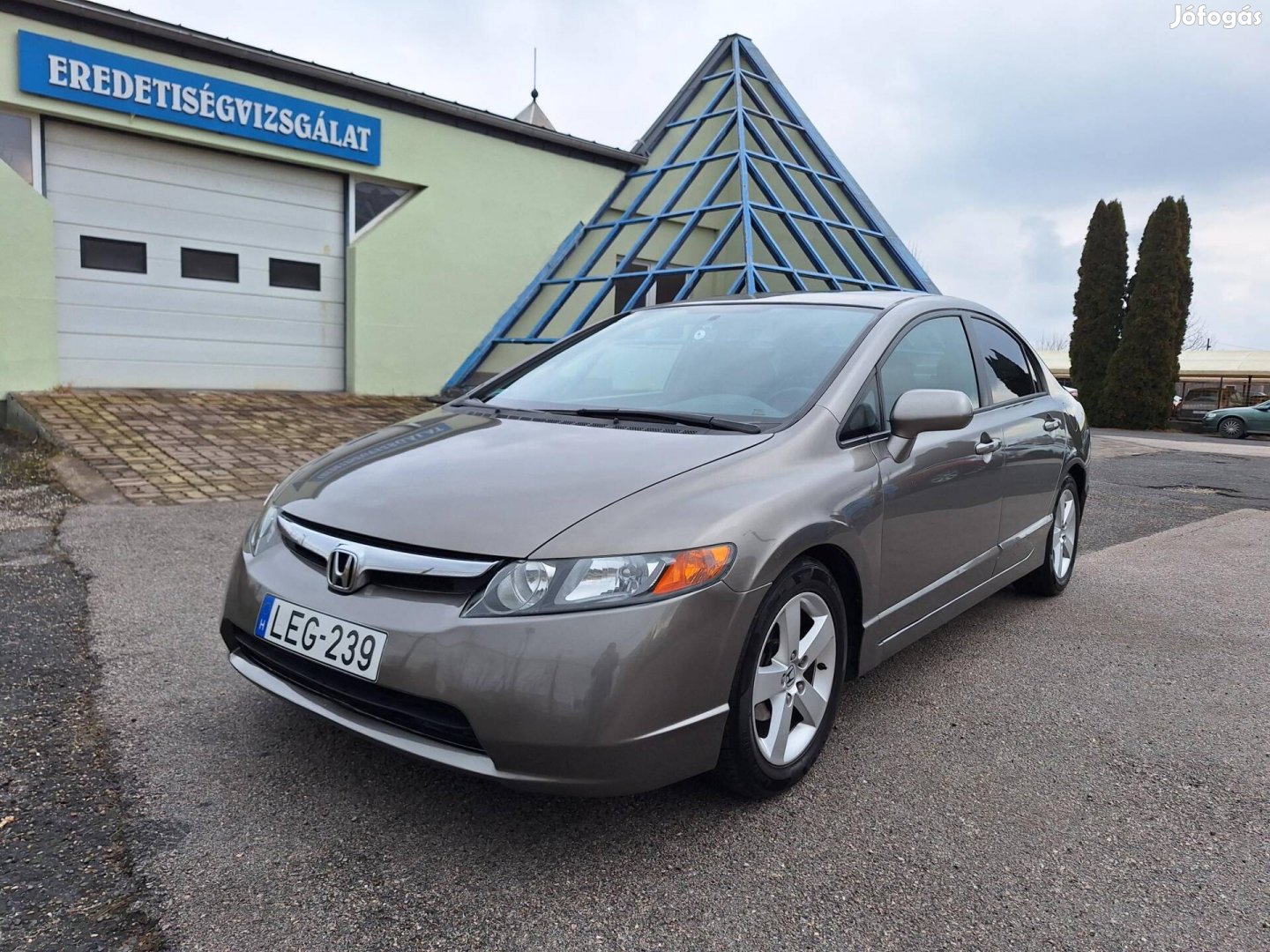 Honda Civic 1.8 Es (Automata) Megkímélt Állapot...