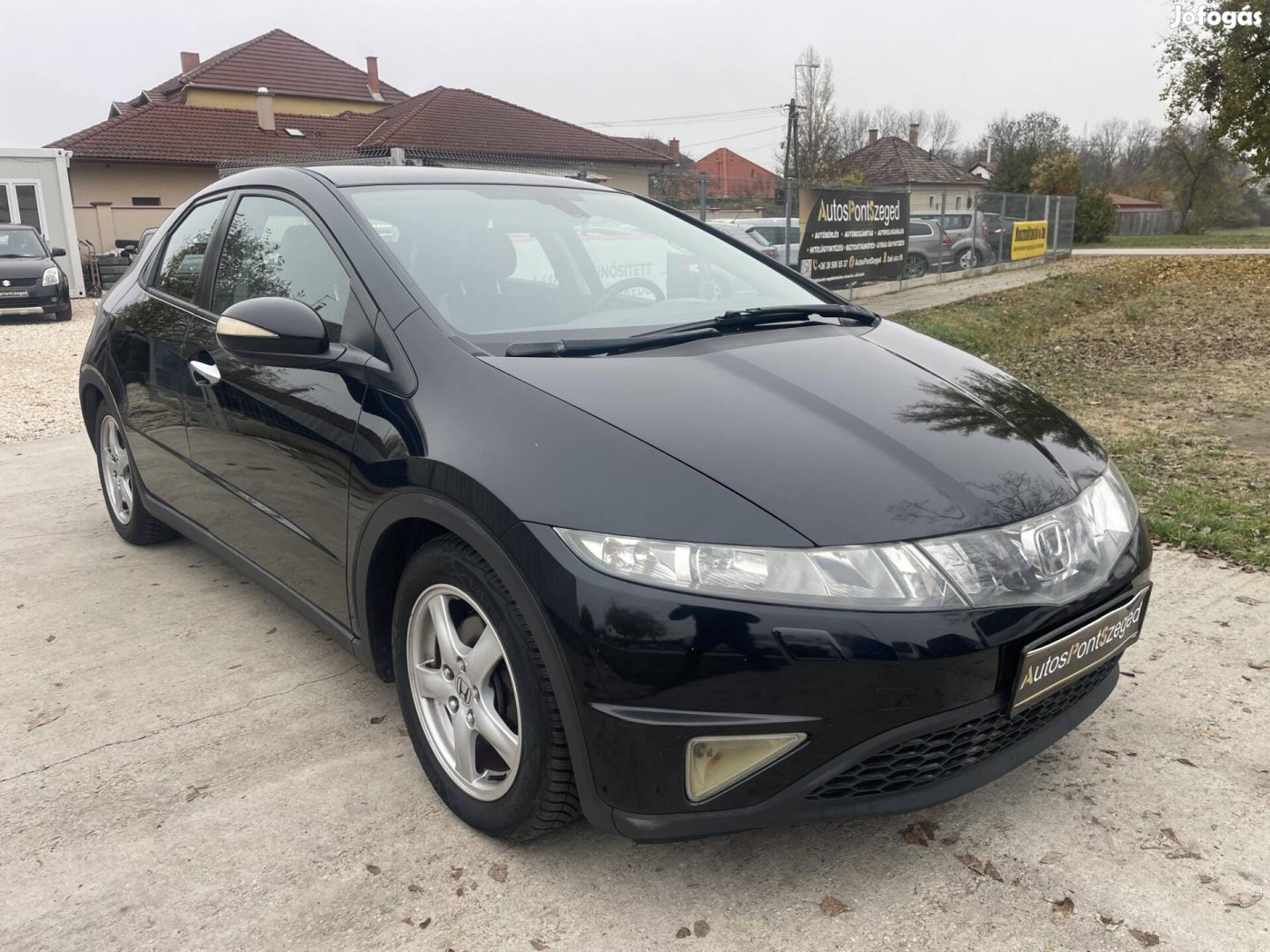 Honda Civic 1.8 Executive // Navi // Ülésfűtés...