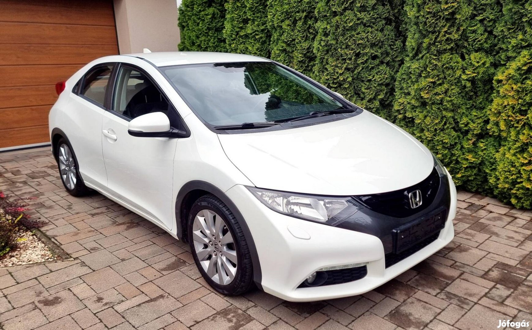 Honda Civic 1.8 Sport Gyönyház-fehér Kamera Ülé...