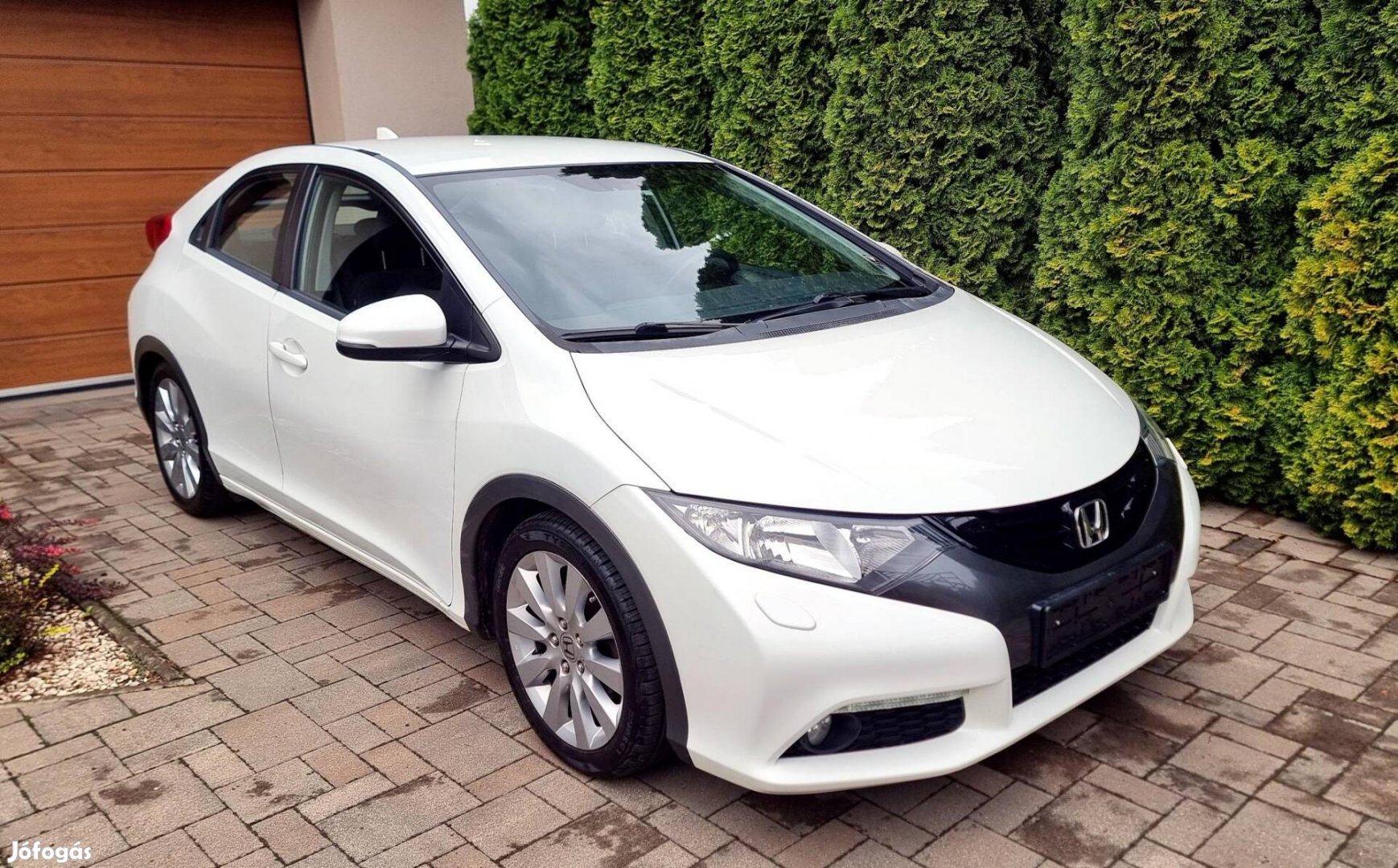 Honda Civic 1.8 Sport Gyönyház-fehér Kamera Ülé...