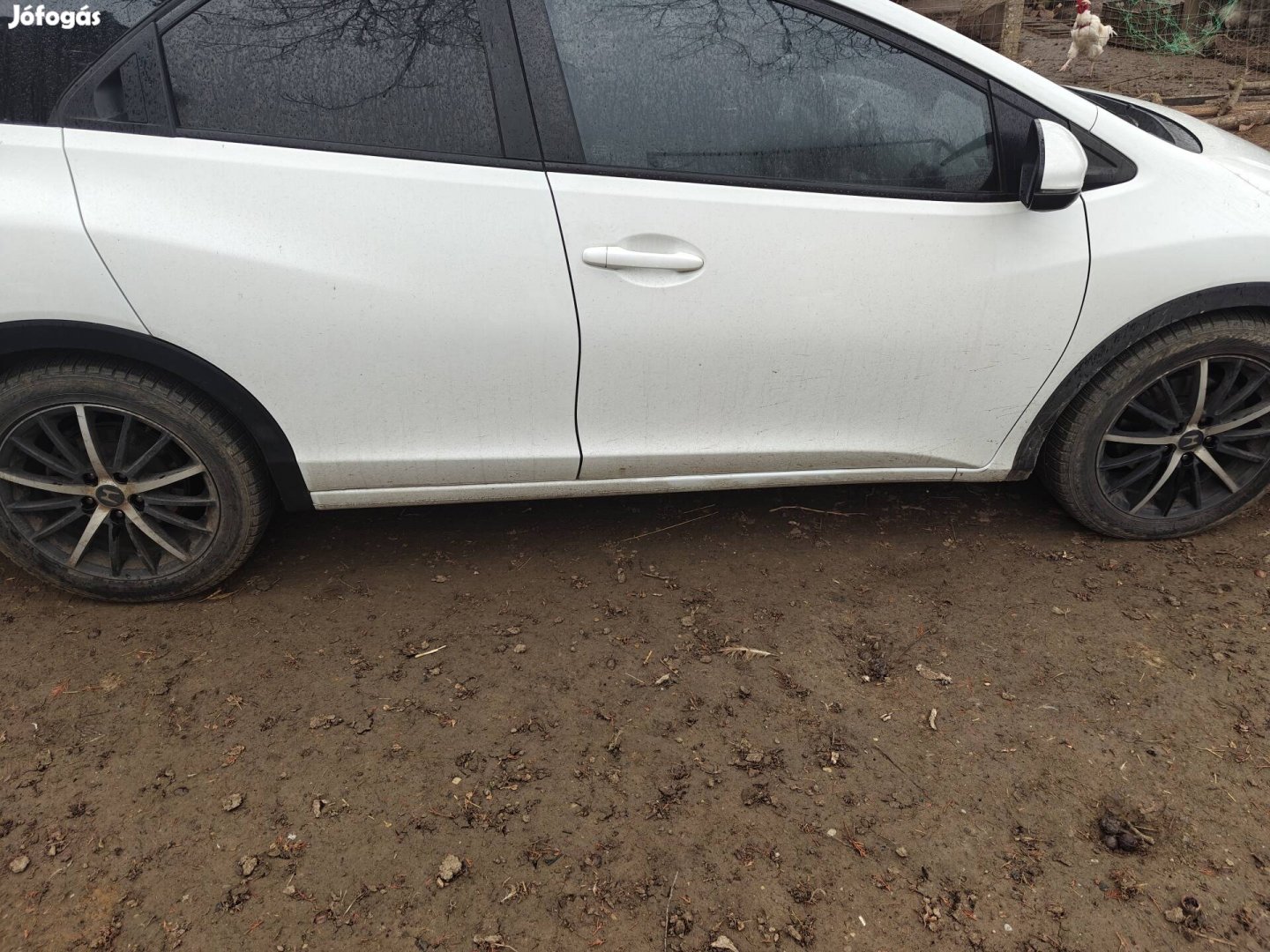 Honda Civic 9. gen  17"-os felni téli gumikkkal