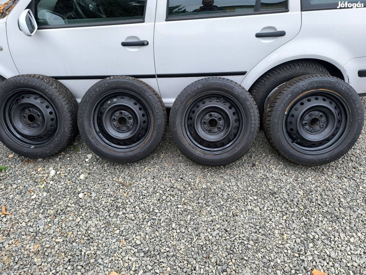 Honda Civic FR-V 205/55 R16 4 évszakos gumi lemezfelni szett