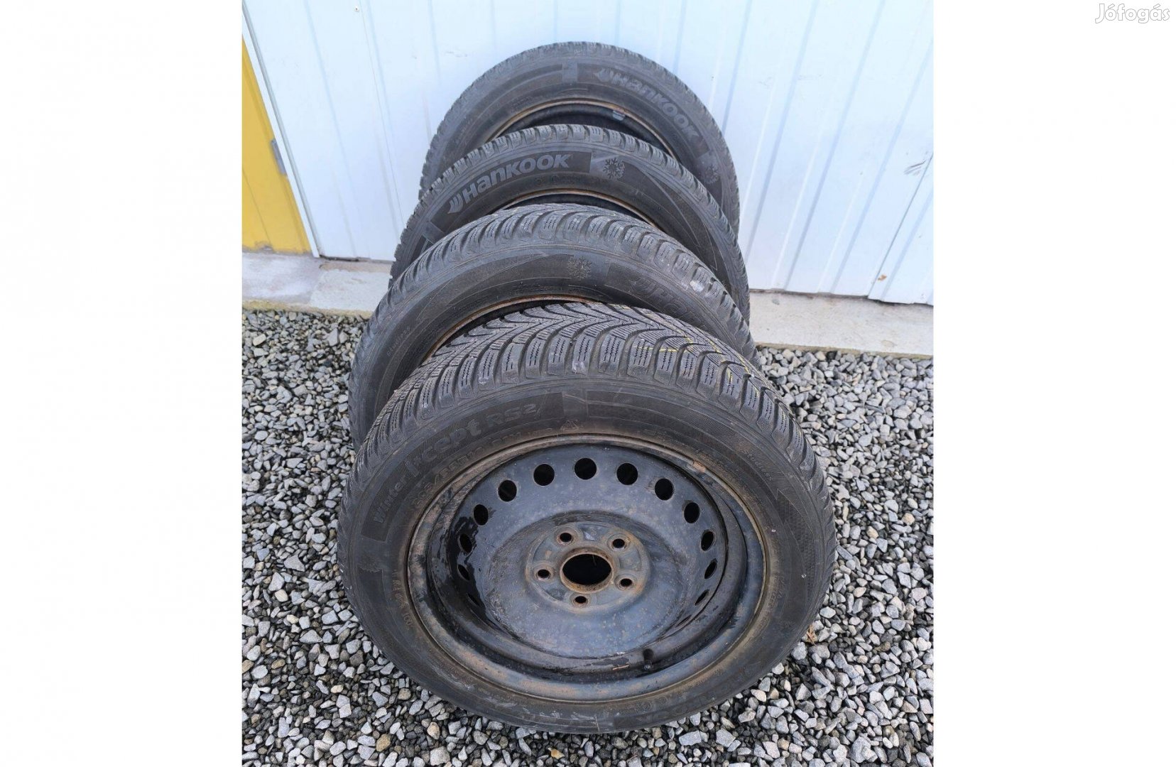 Honda Civic FR-V lemezfelni 205/55 R16 téligumi szett