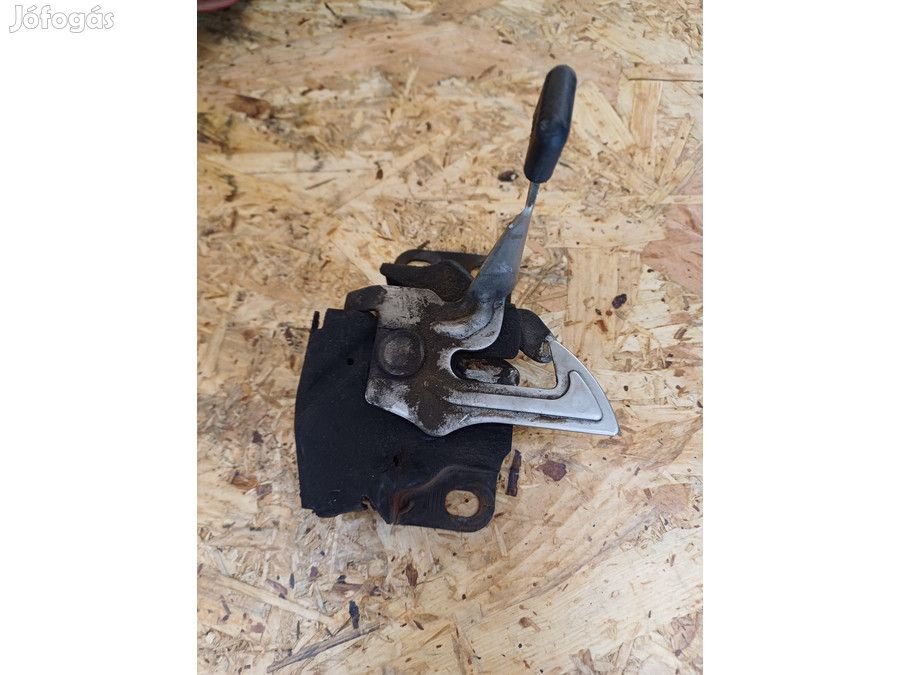 Honda Civic VII 2001-2005 Motorháztető Zár