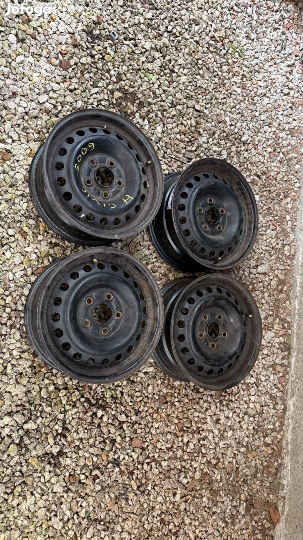 Honda Civic gyári lemezfelni garnitúra. ET45, 5X114,3. 6x15,