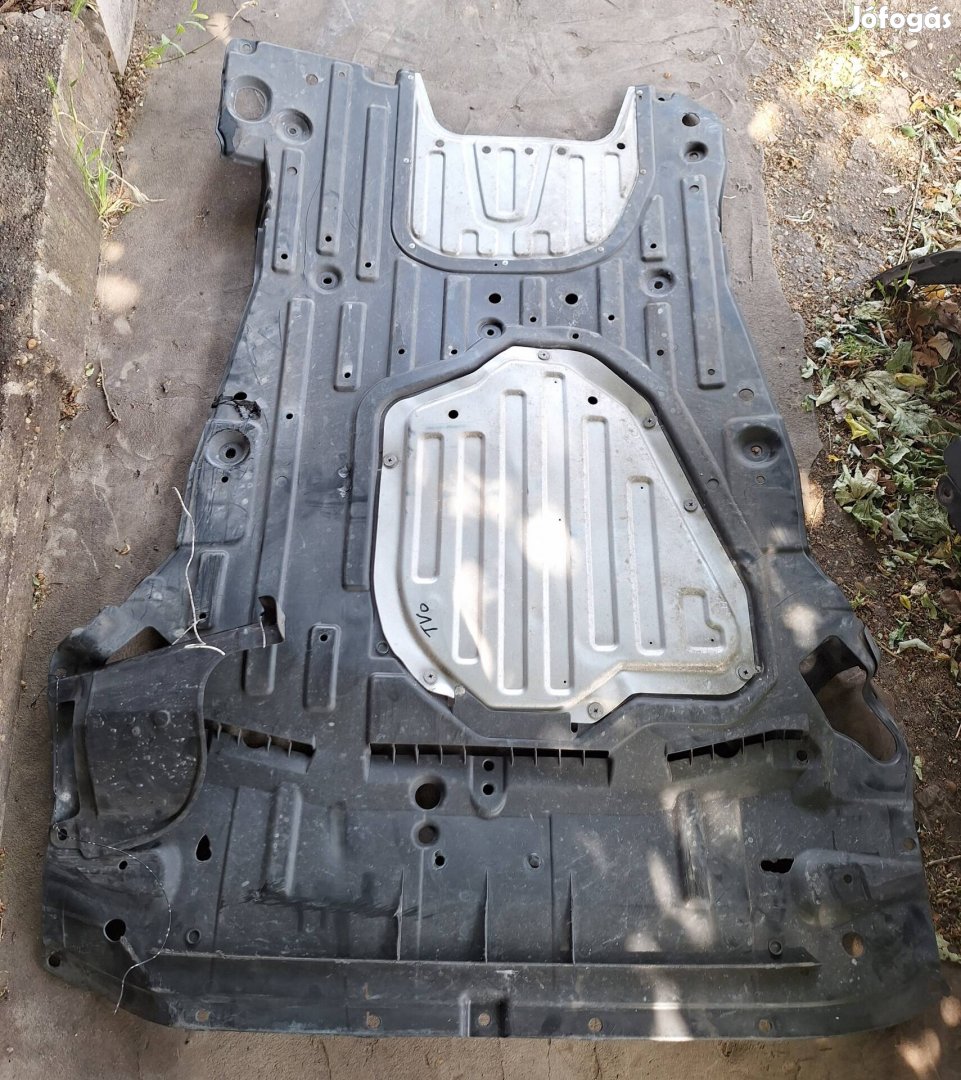 Honda Civic motor alsó burkolat 