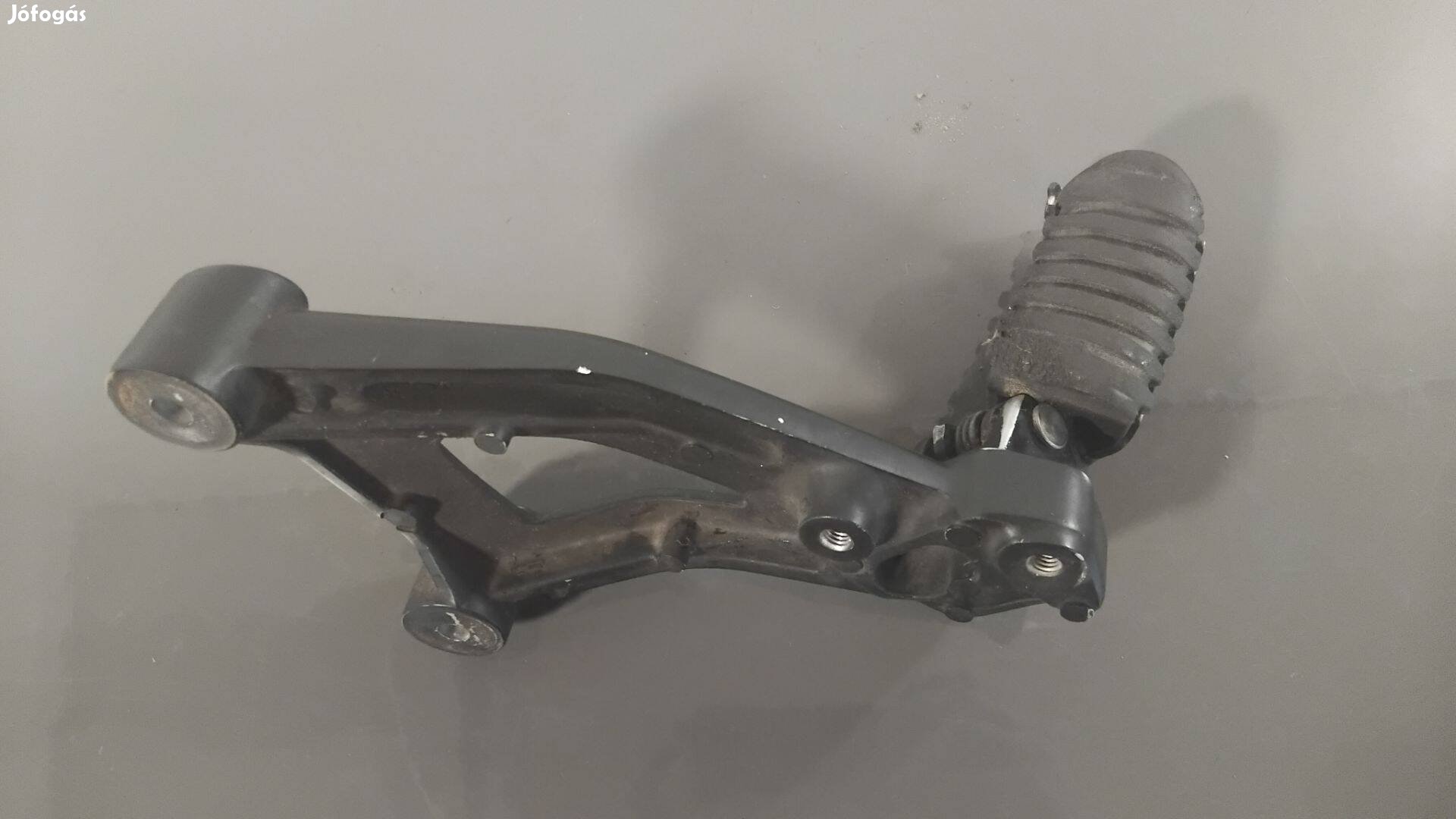 Honda Cmx 500 Rebel Bal első lábtartó konzol