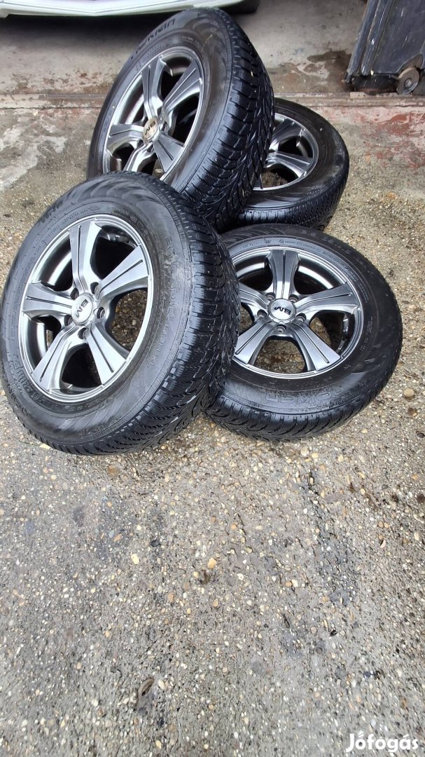 Honda Cr-v2 es 16 os alufelni téligumival csavarokkal