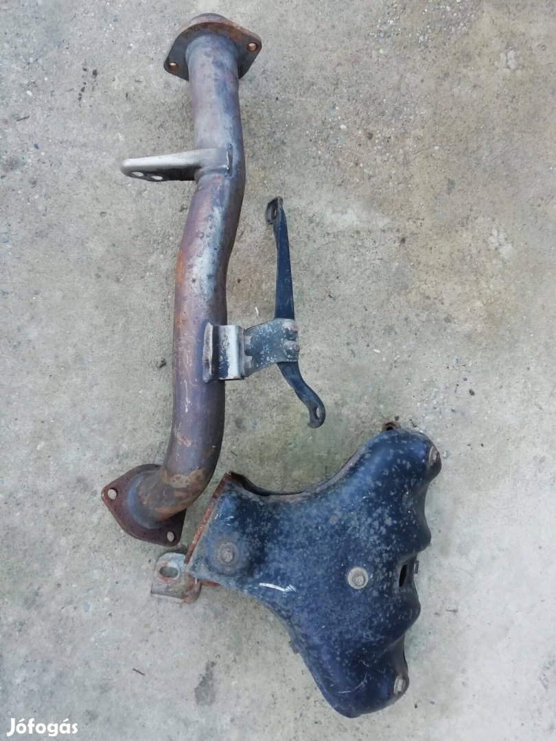 Honda Crx 1,6i 16V DOHC kipufogó leömlőcsonk