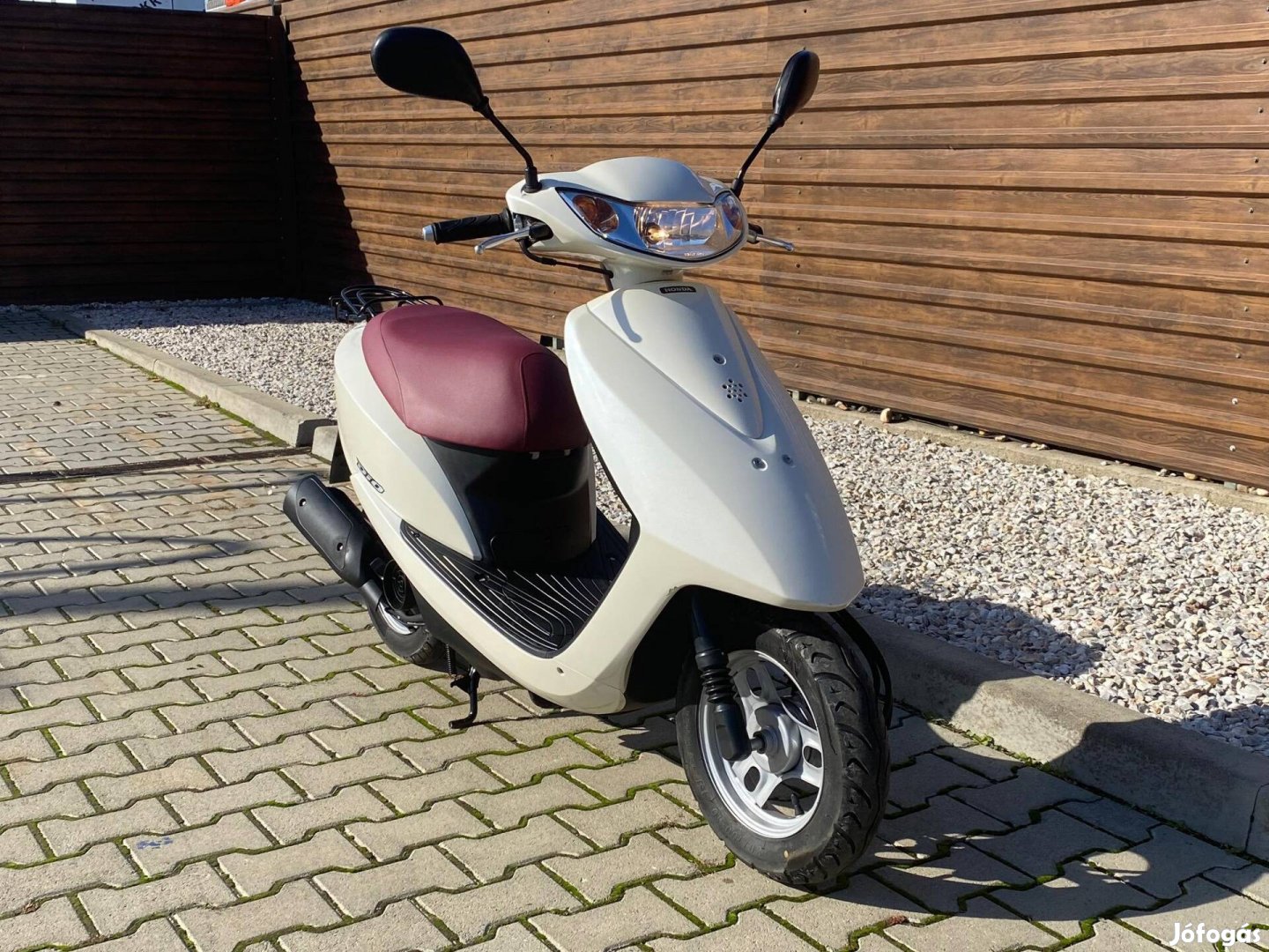 Honda DIO 7700km---4 ütemű---gyönyörű állapot--...