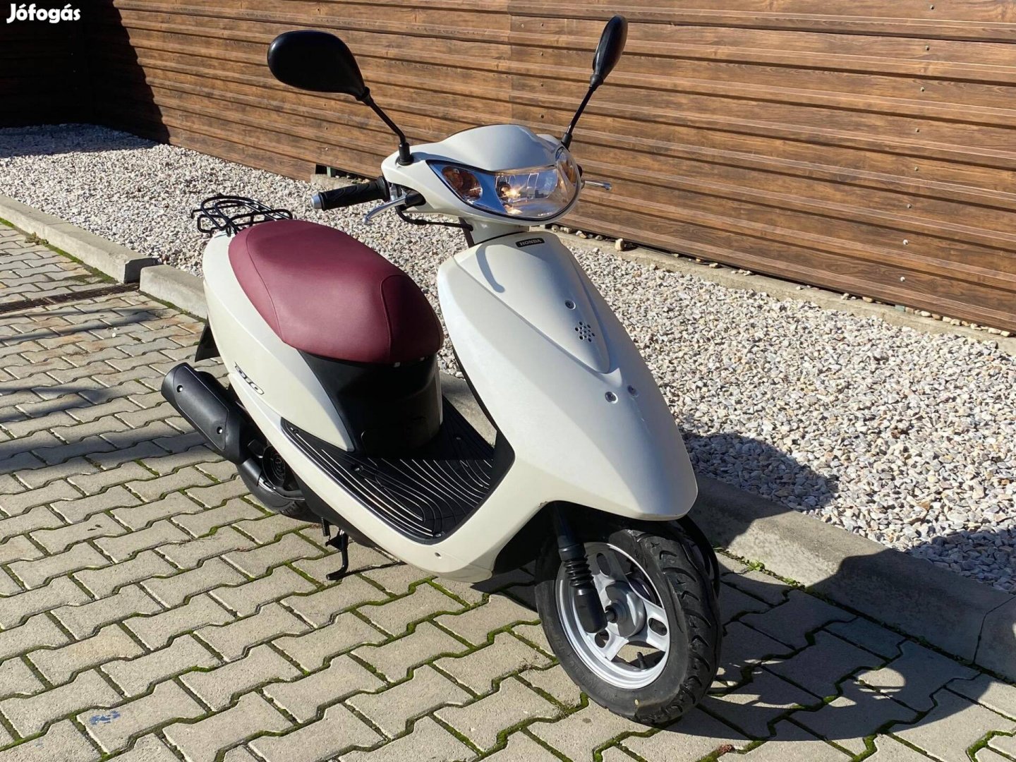 Honda DIO 7700km---4 ütemű---gyönyörű állapot--...