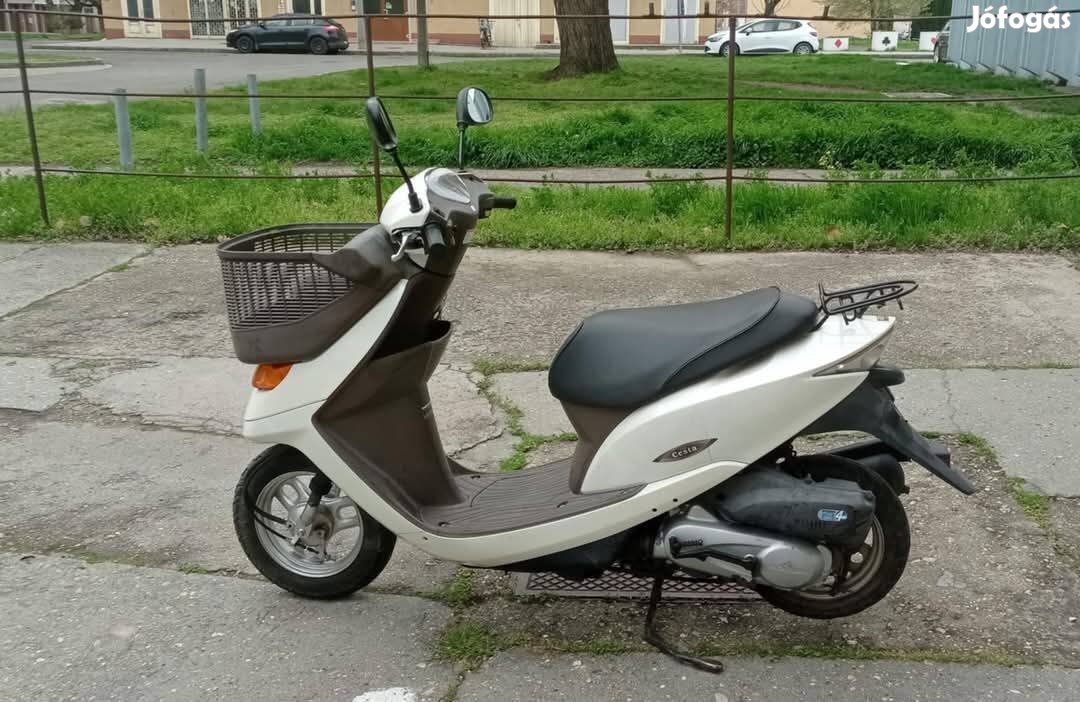 Honda Dio 50 Cesta AF 68