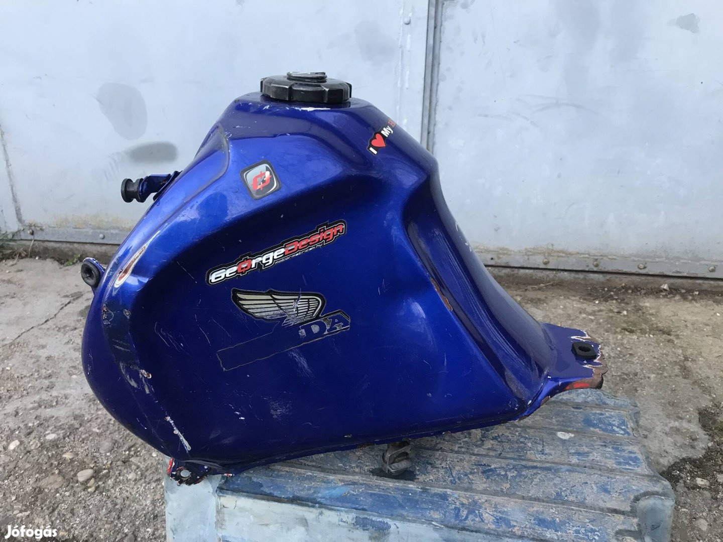 Honda Dominator NX 6550 tank