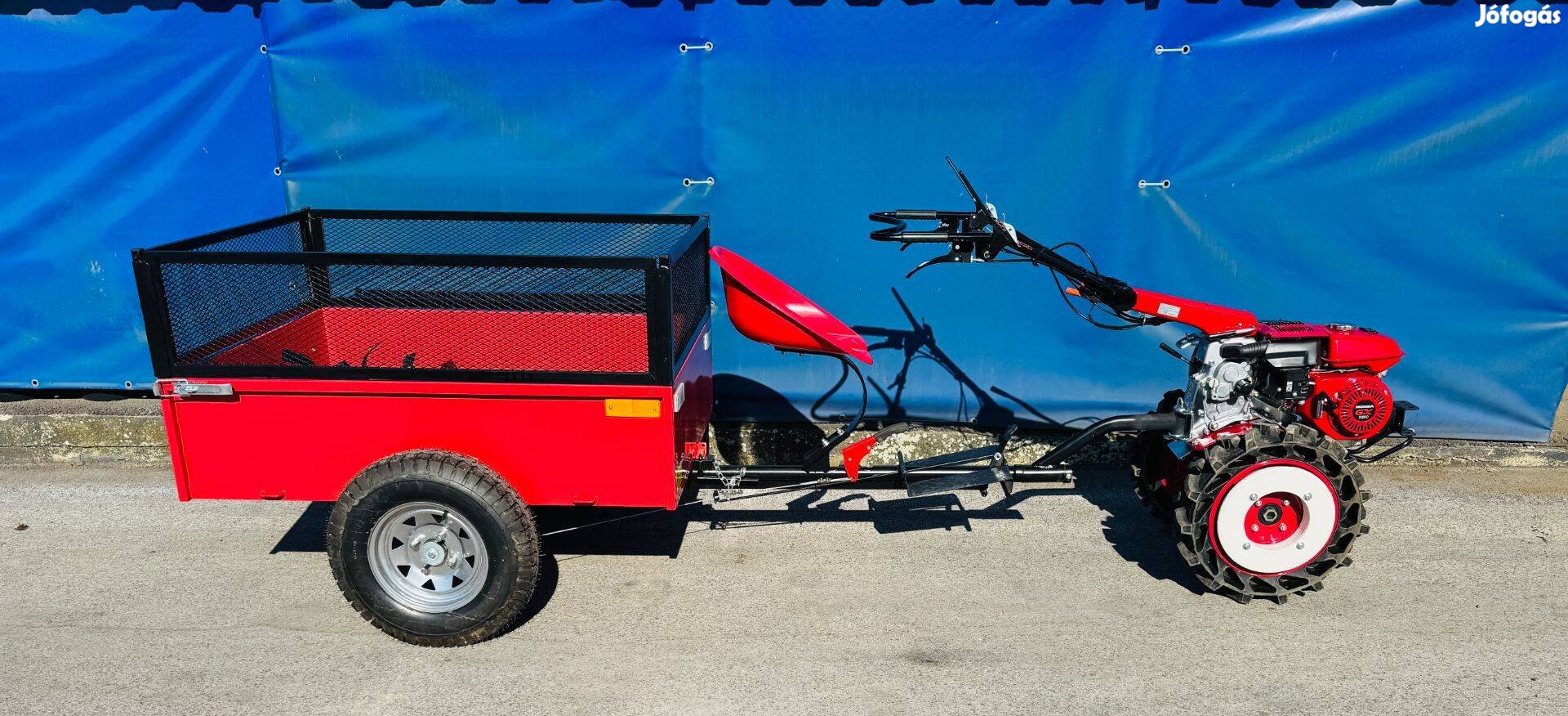 Honda F560 pótkocsival, egytengelyes traktor, rotációs kapa