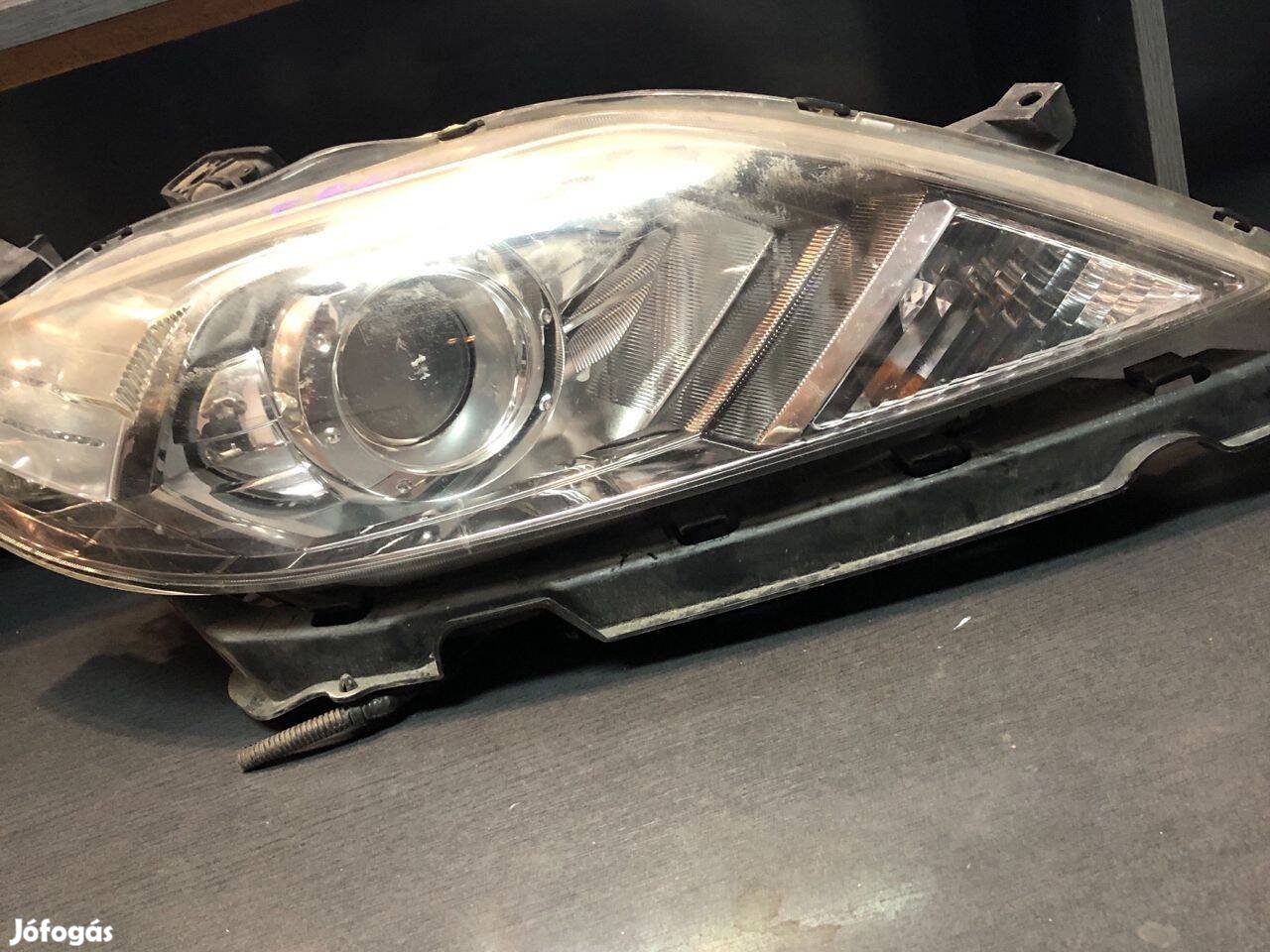 Honda FR-V Jobb Xenon fényszóró (bontott)