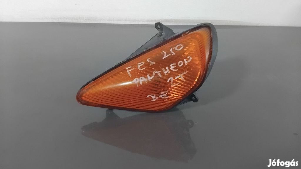 Honda Foresight 250 - Bal első index