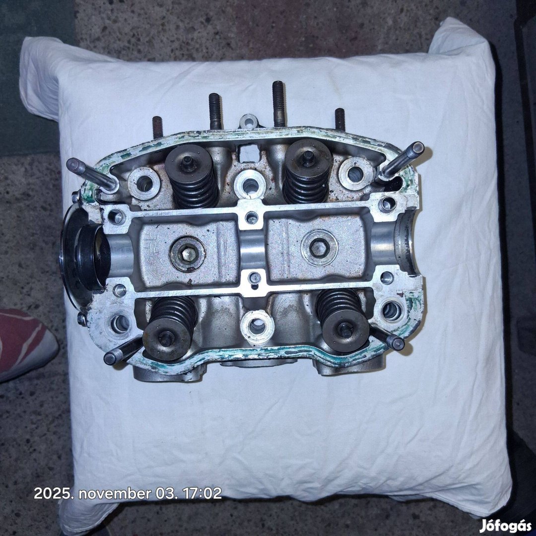 Honda GL 1100 bal oldali hengerfej