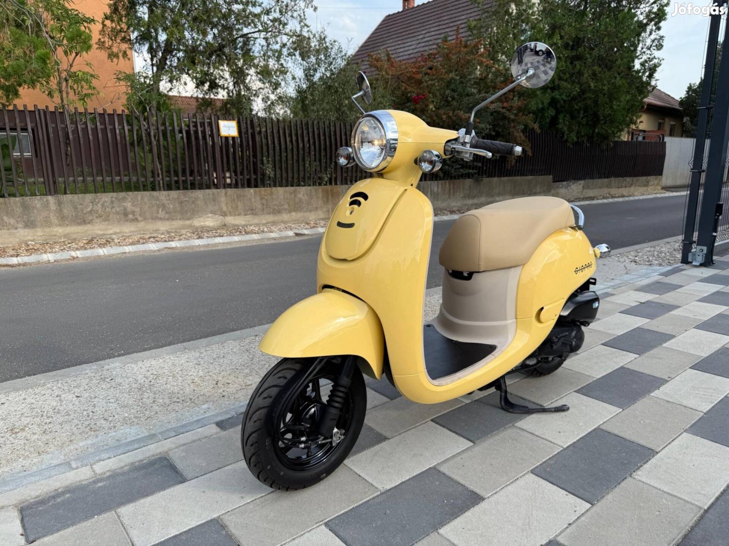 Honda Giorno 4 ütemű---gyönyörű állapot