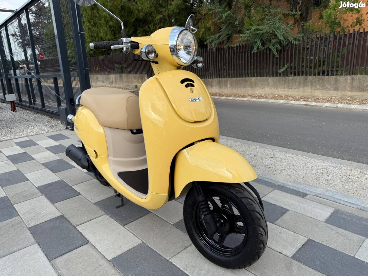 Honda Giorno 4 ütemű---gyönyörű állapot
