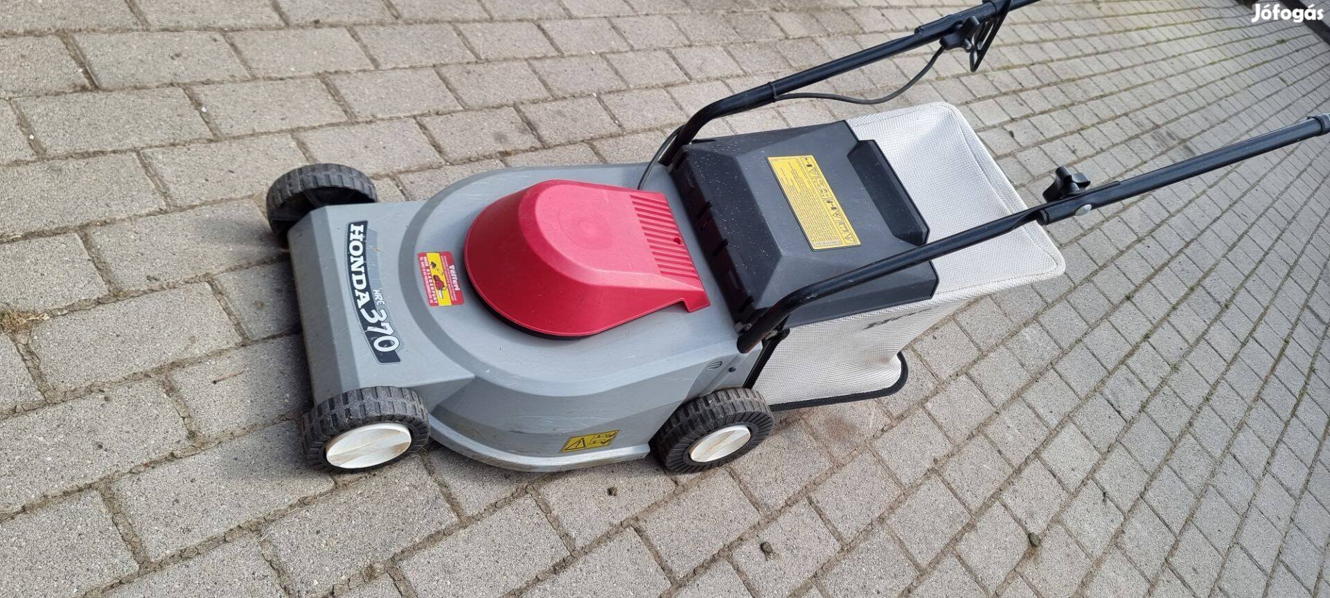 Honda HRE 370 37cm 1300W elektromos fűnyíró kosár nélkül