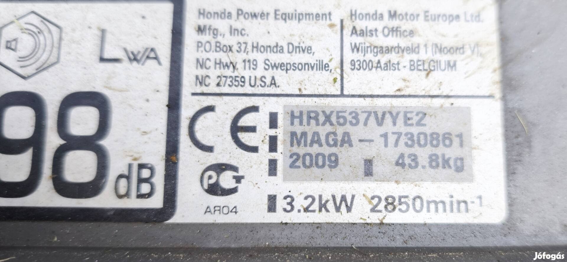 Honda HRX 537 önjáró fűnyíró.