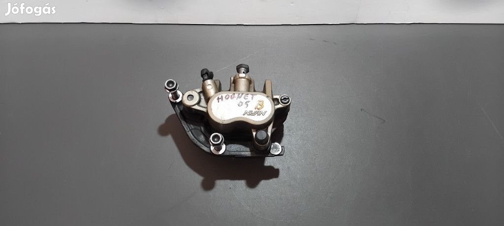 Honda Hornet 600 Bal első féknyereg