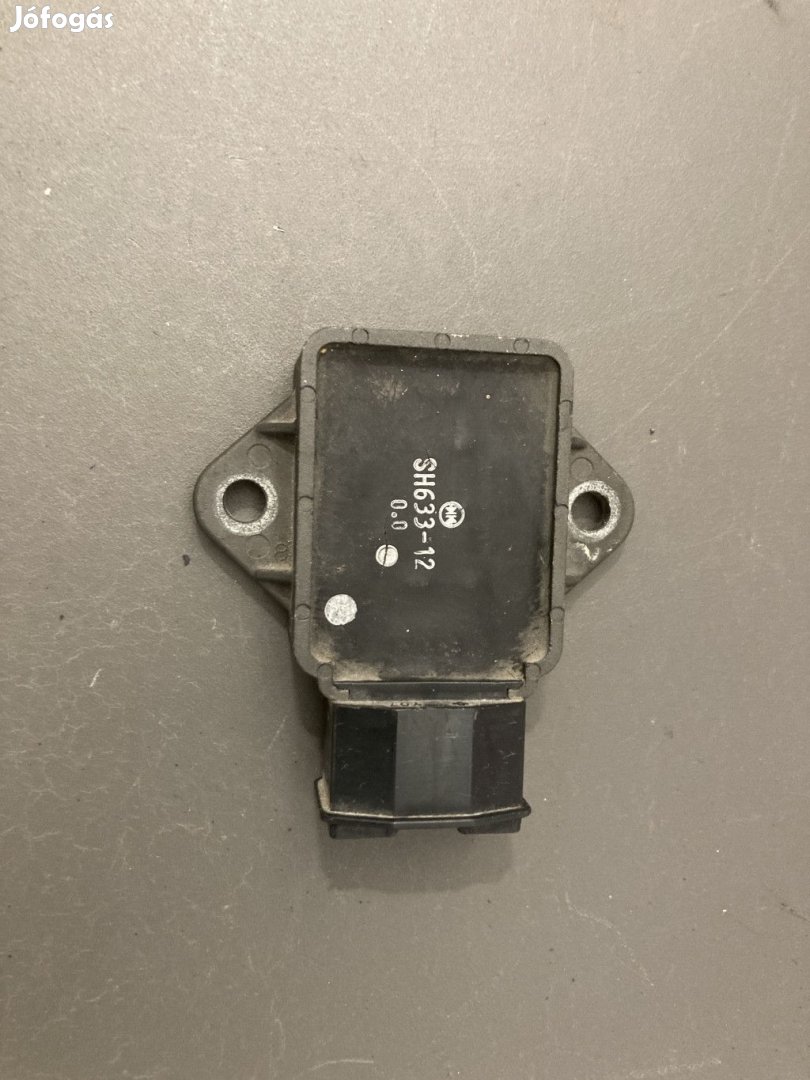Honda Hornet 600 feszültség szabályzó