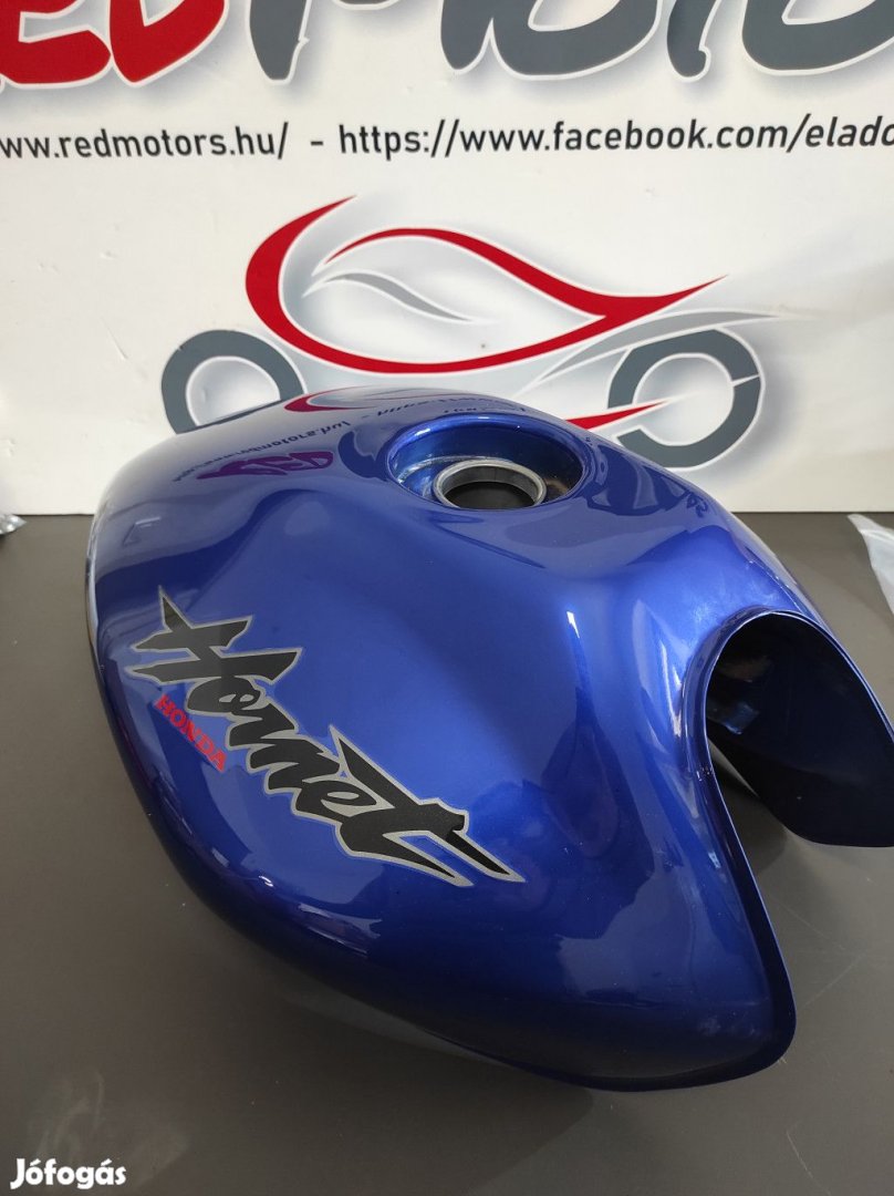 Honda Hornet 600 üzemanyagtank