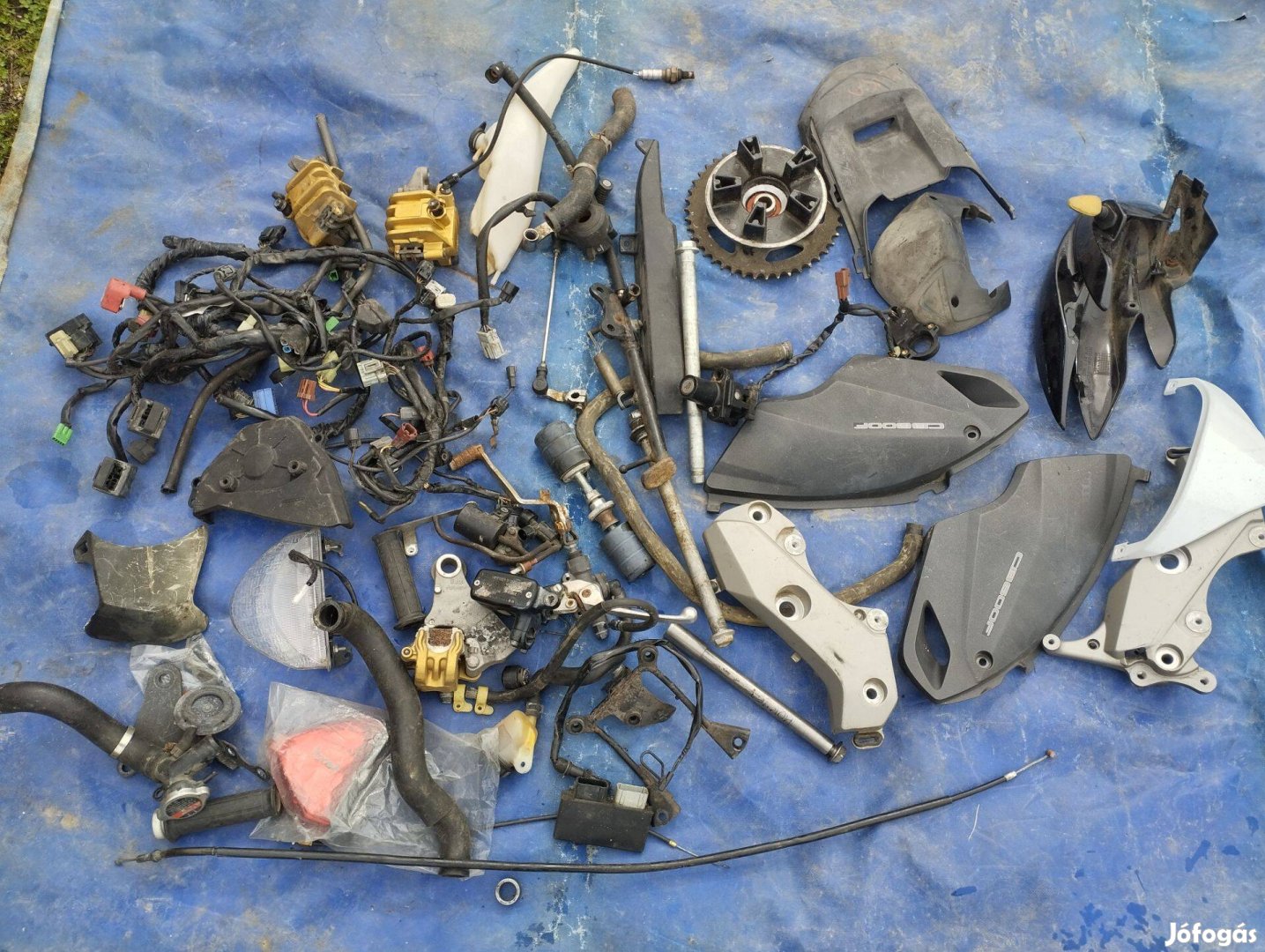 Honda Hornet PC 41 alkatrész hátsó lámpa