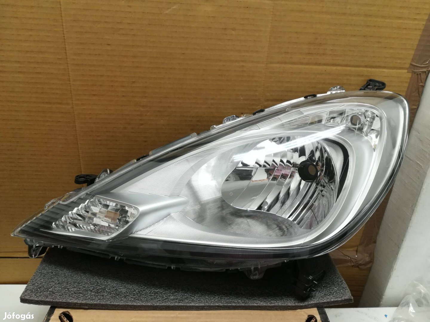 Honda Jazz fényszóró bal 2010 -> 2012 (H4)