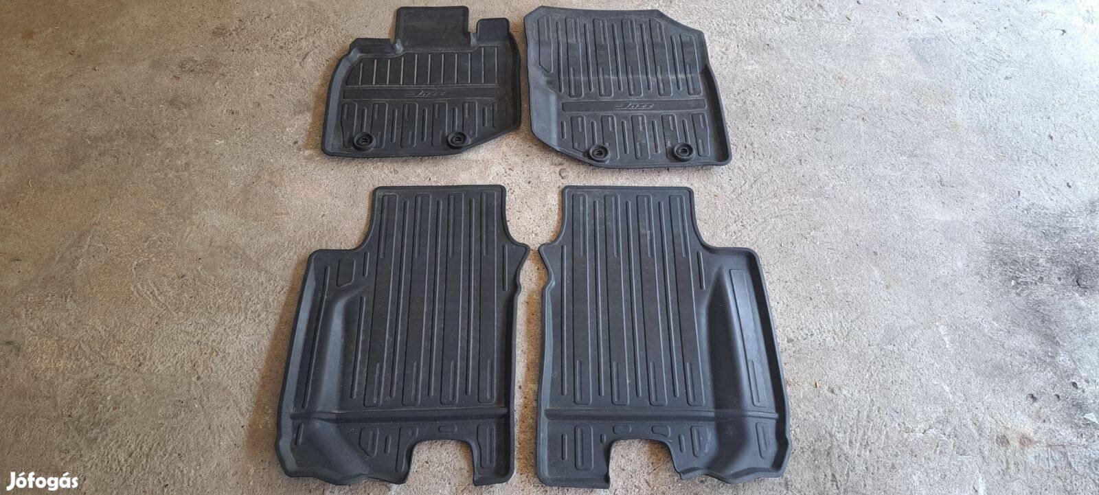 Honda Jazz gumiszőnyeg szett 
