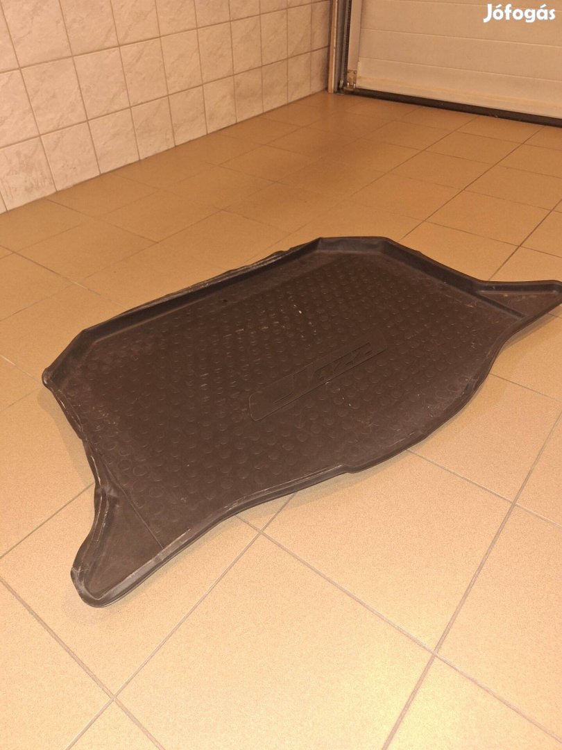 Honda Jazz gyári csomagtér tálca