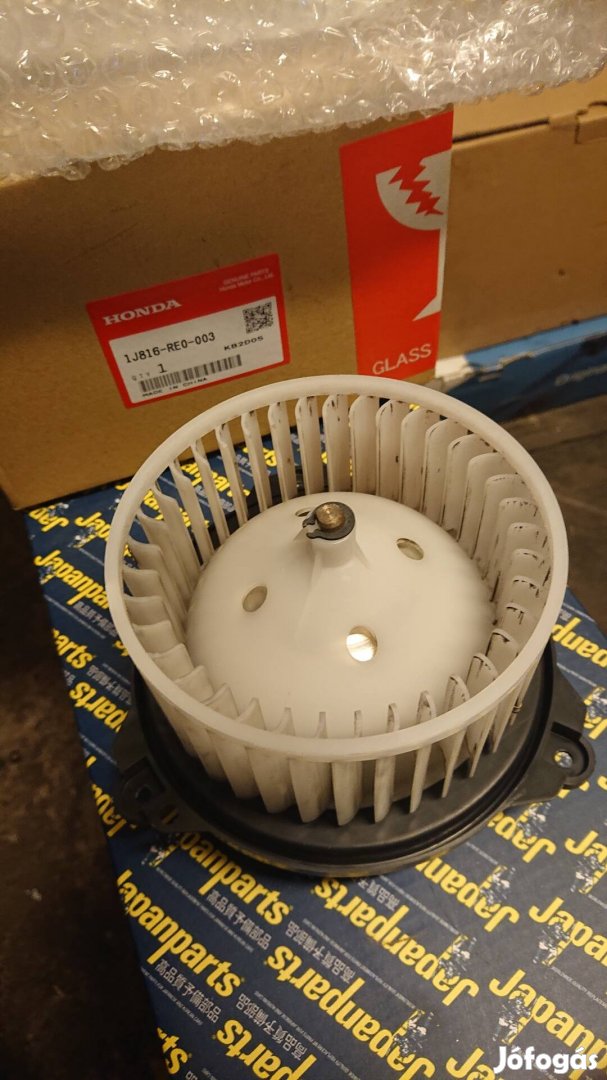 Honda Jazz hybrid akkumulátor hűtő ventilátor 