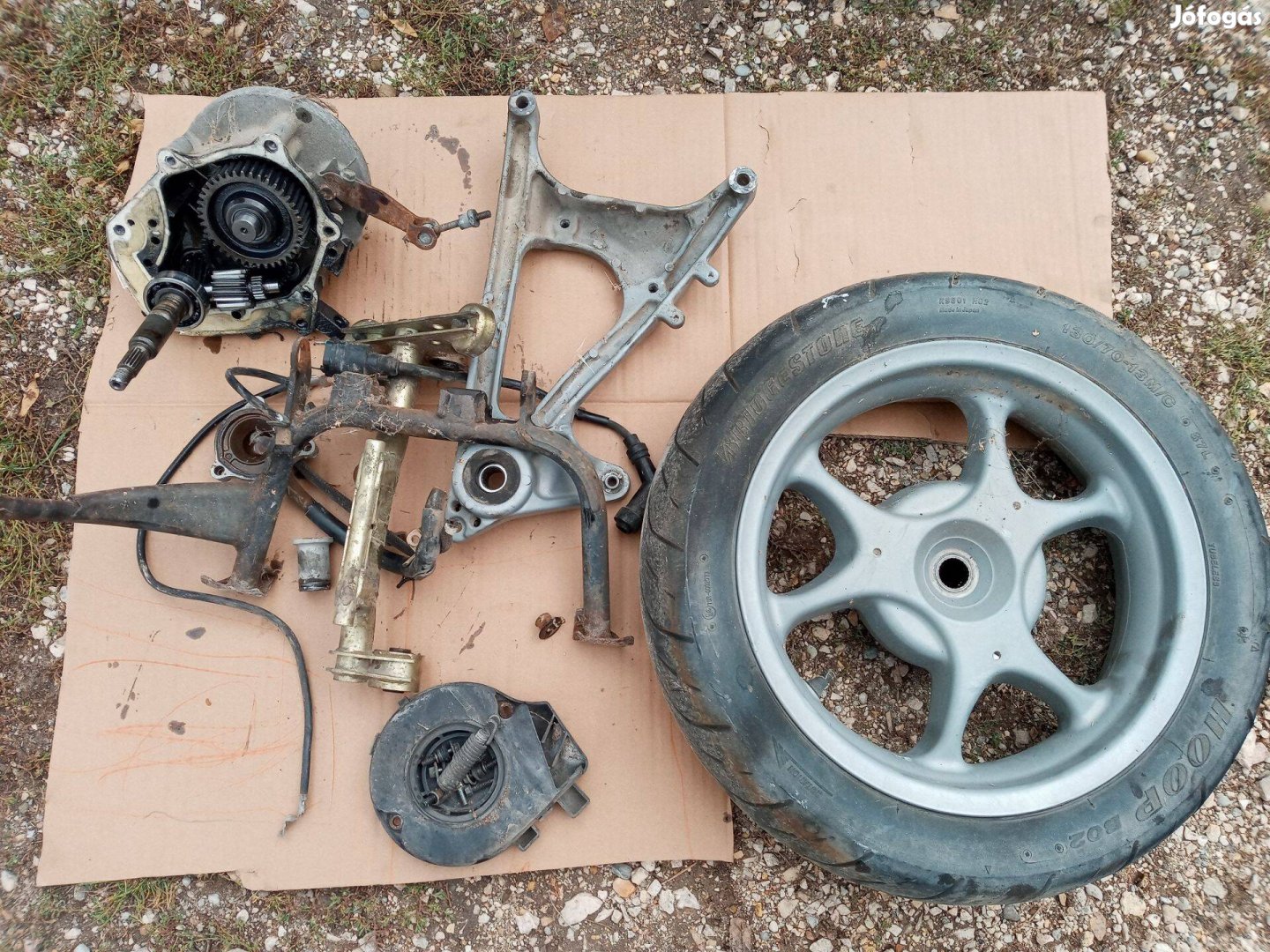 Honda NES 125 alkatrész