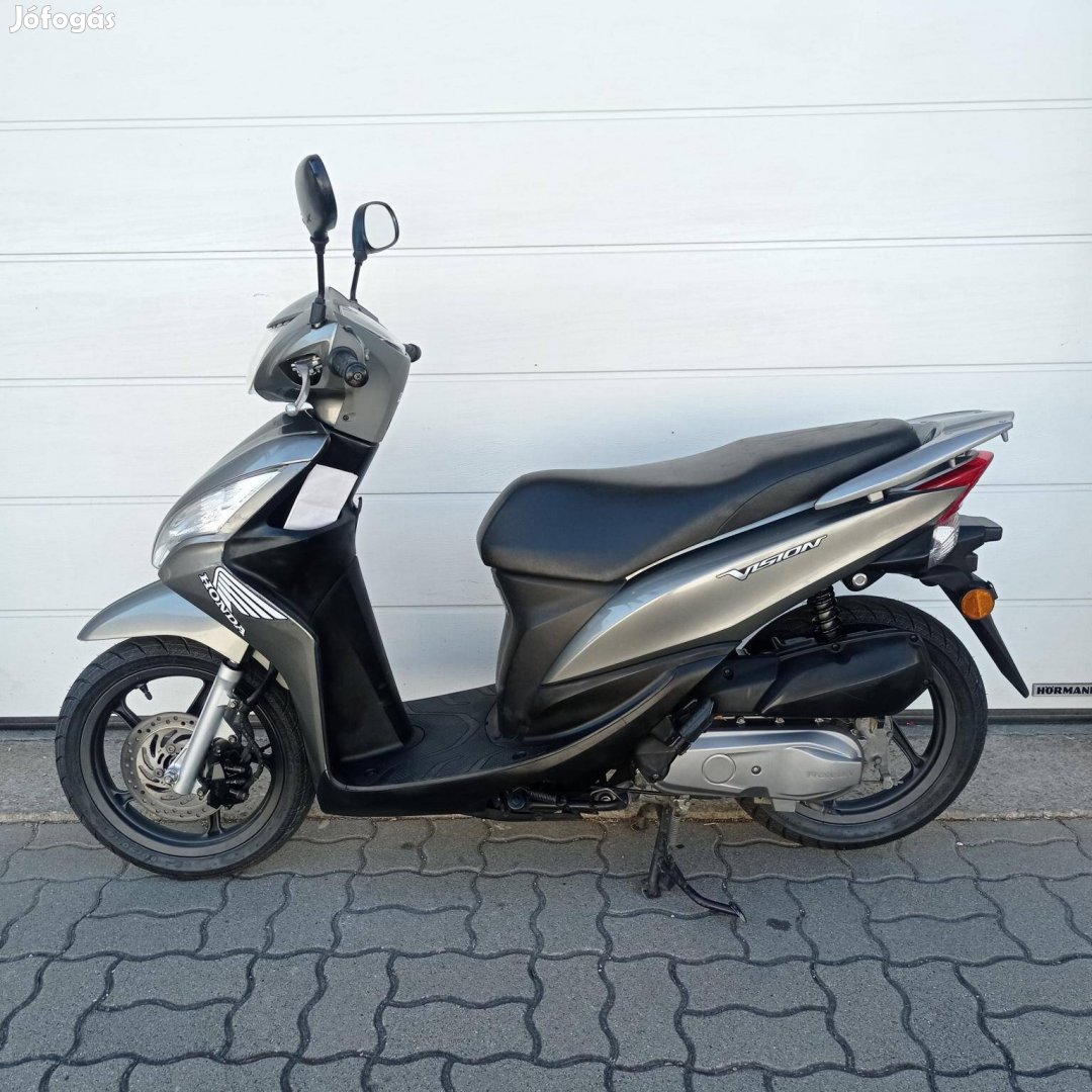 Honda NSC 50 Vision 50 4T Injektoros. Kitűnő mo...