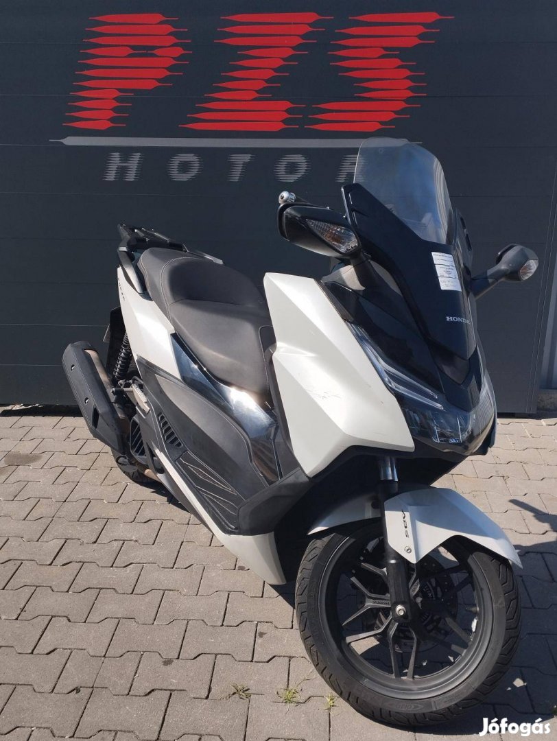 Honda NSS 125 Forza